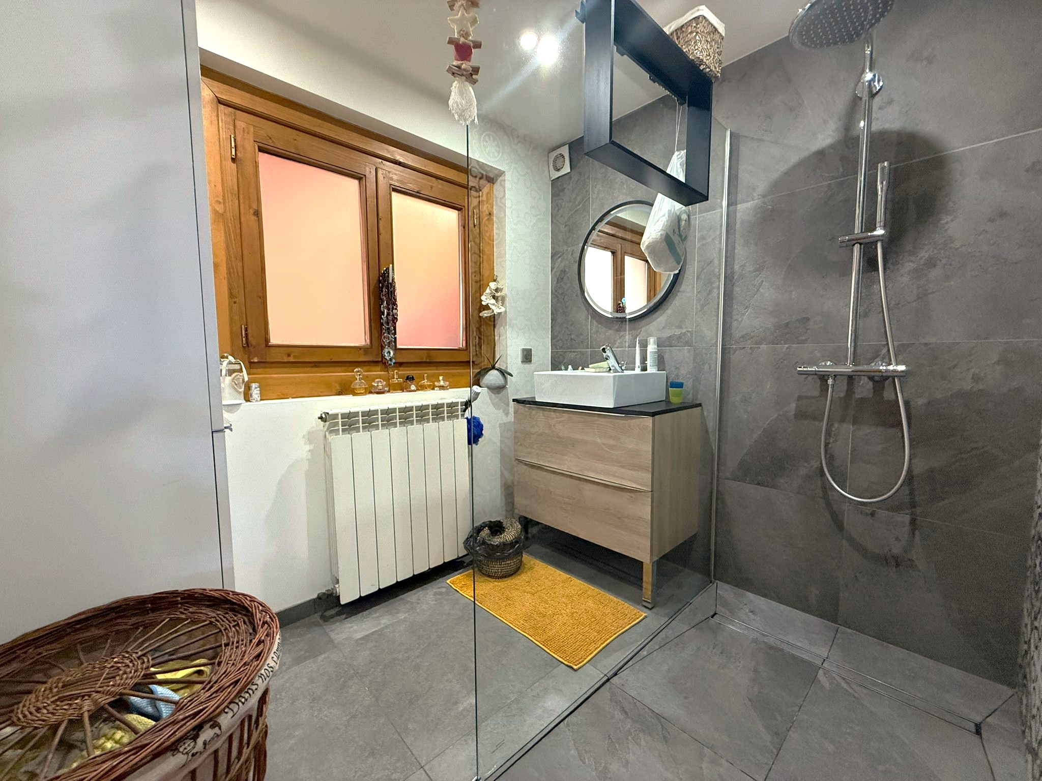 French property for sale in Tignes, Savoie - €1,198,000 - photo 