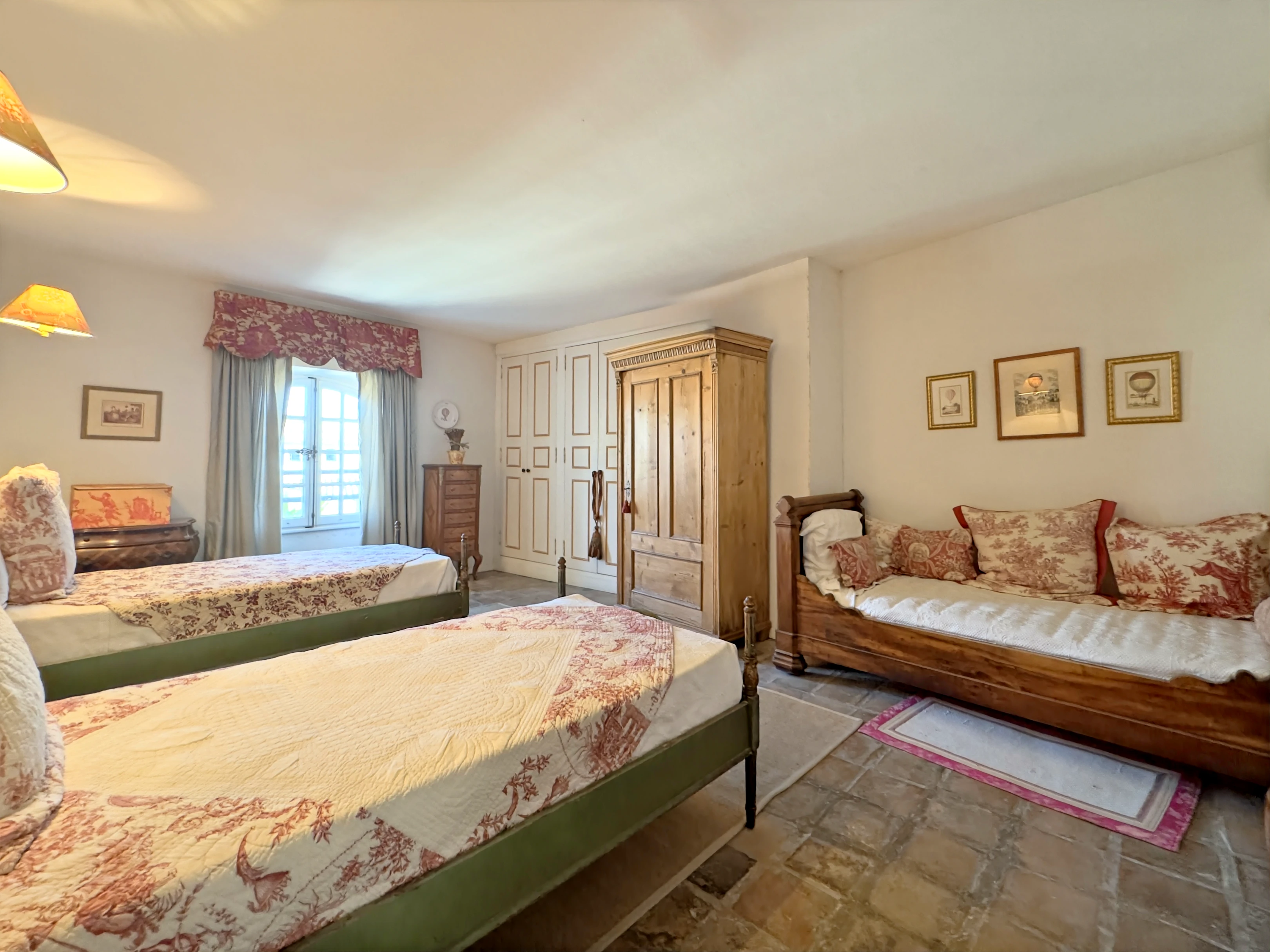 Propriété en France à vendre à Saint-Rémy-de-Provence, Bouches-du-Rhône - €1 550 000 - photo 