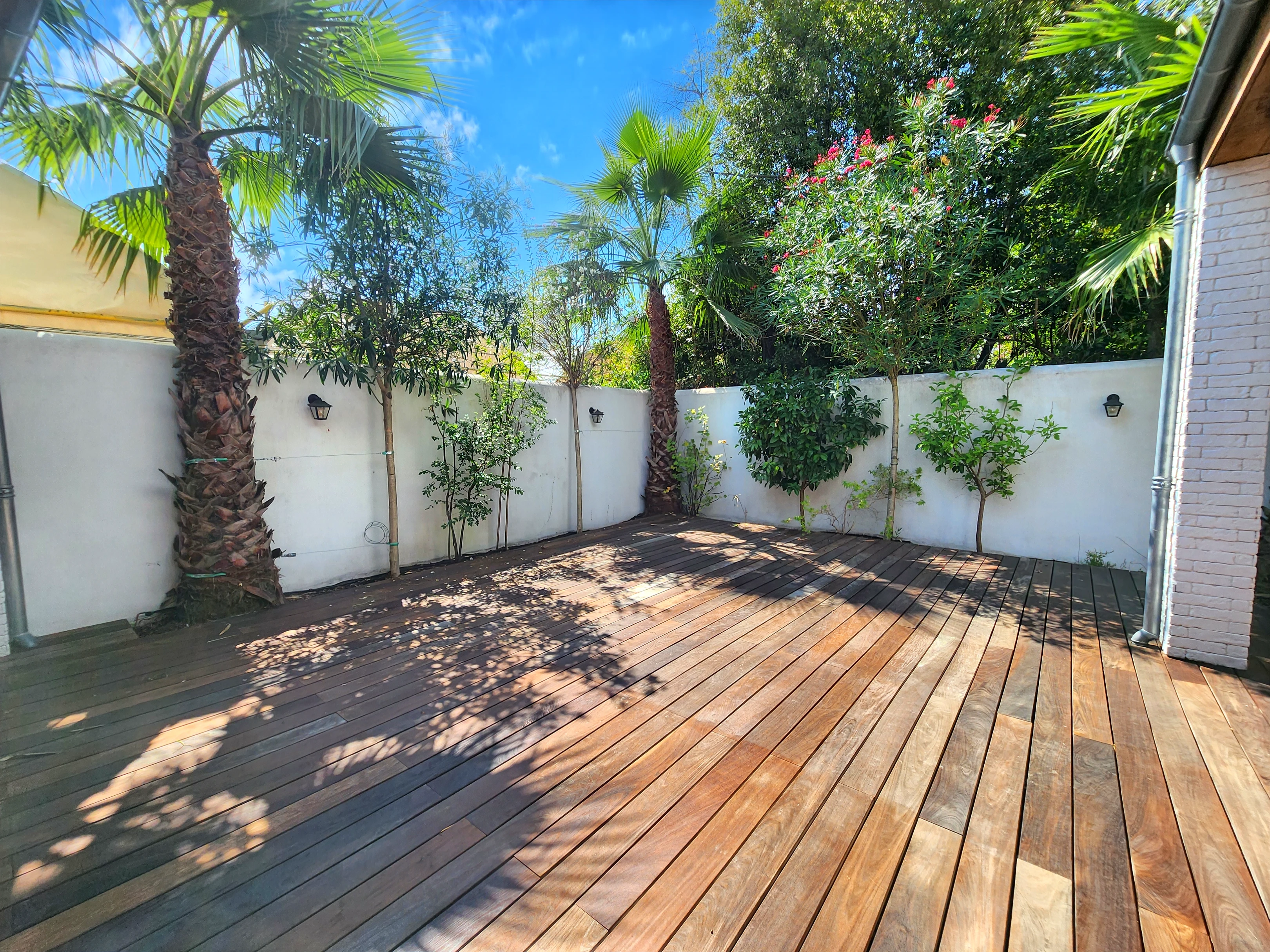 French property for sale in Bordeaux, Gironde - €2,800,000 - photo 