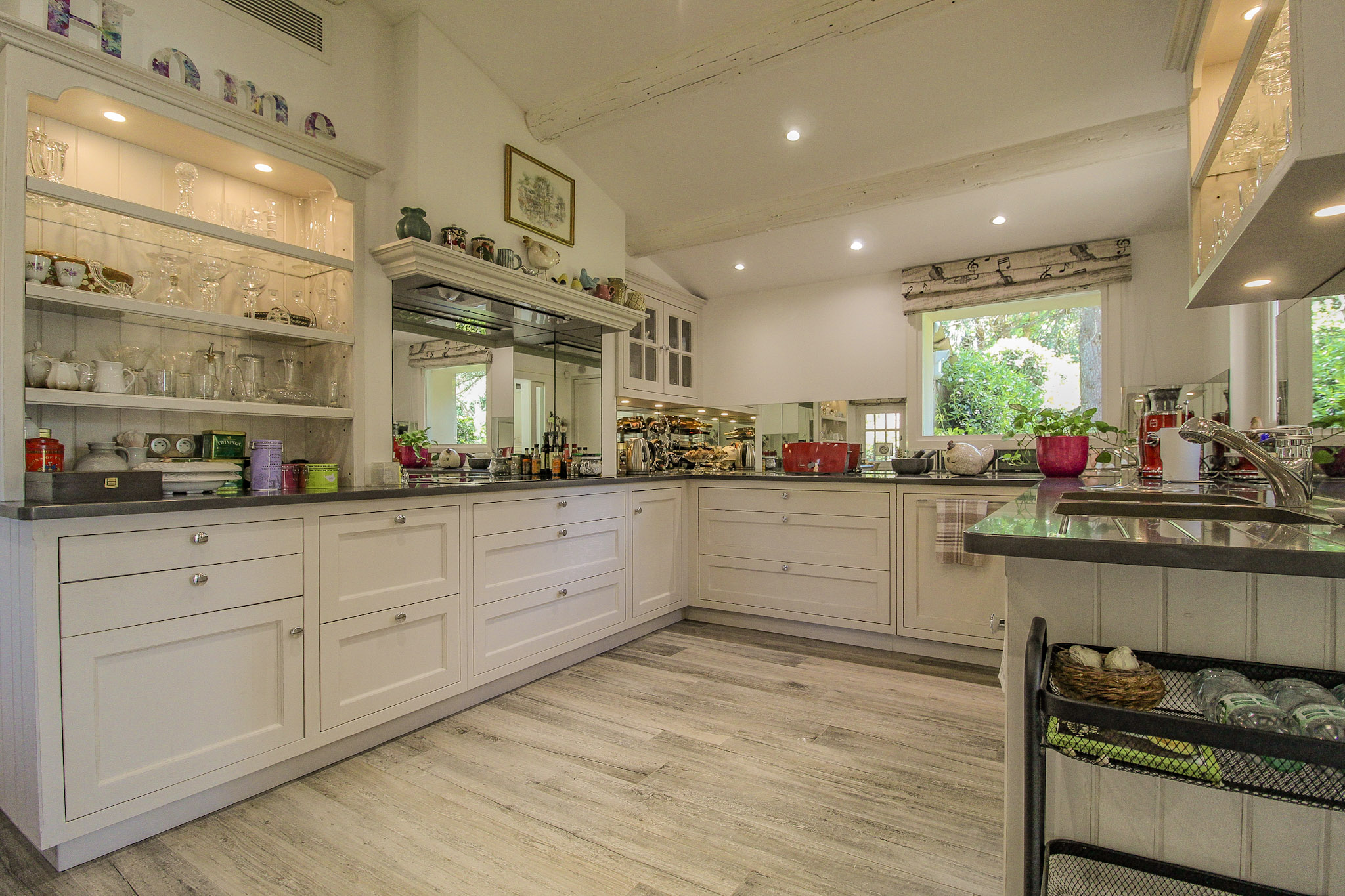French property for sale in Châteauneuf-Grasse, Alpes-Maritimes - €3,190,000 - photo 