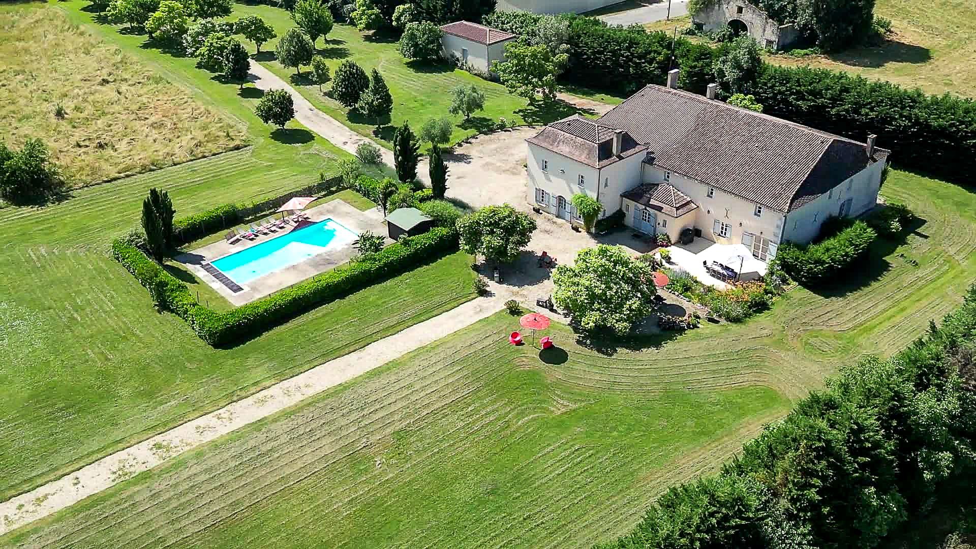 French property for sale in Duras, Lot-et-Garonne - €1,265,000 - photo 