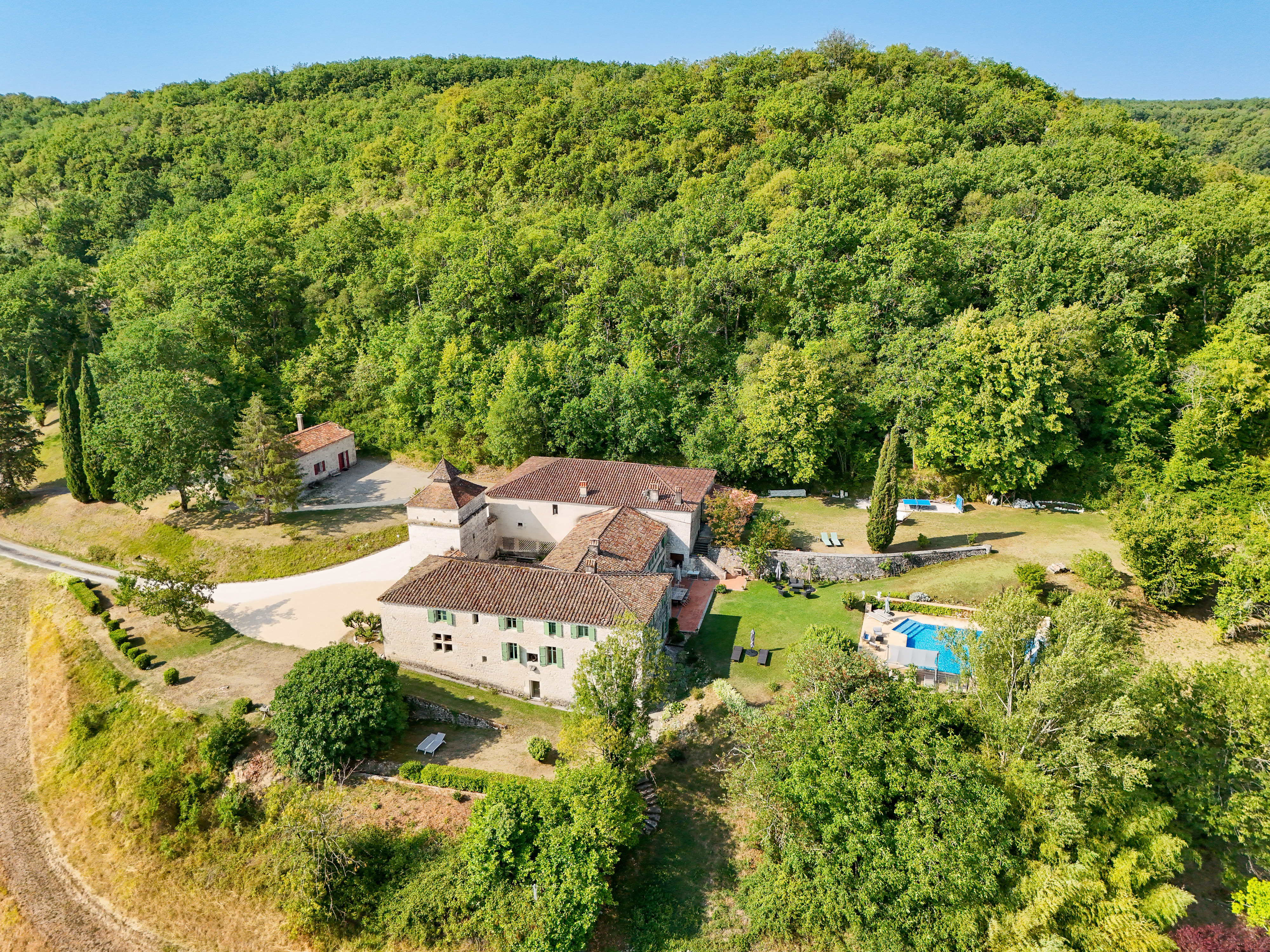 Propriété en France à vendre à Courbiac, Lot-et-Garonne - €1 299 000 - photo 
