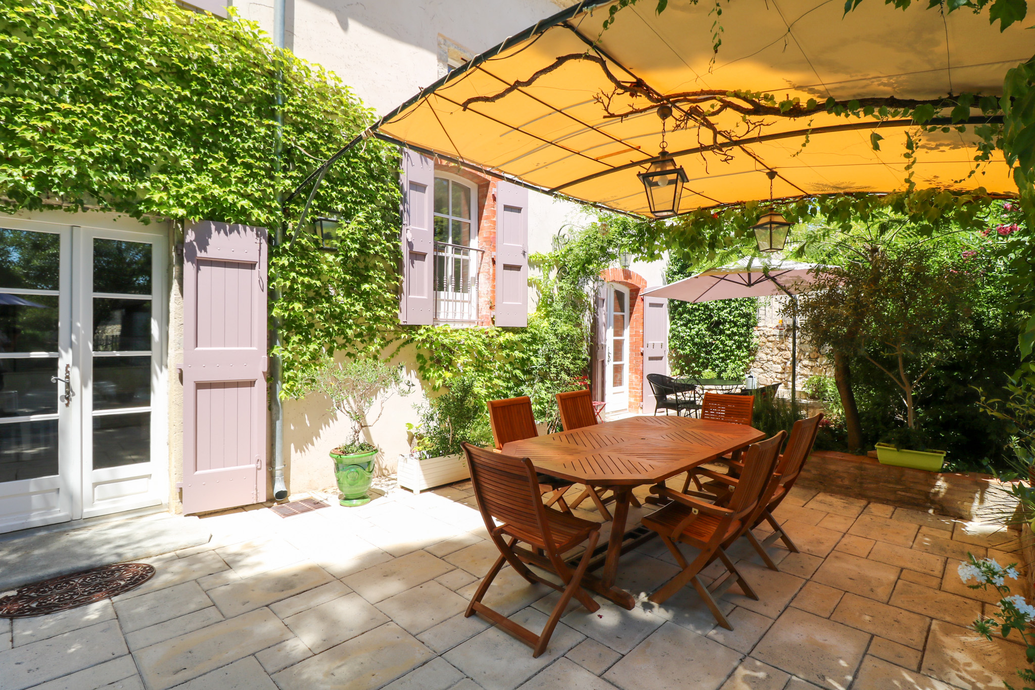 Propriété en France à vendre à Liouc, Gard - €885 000 - photo 
