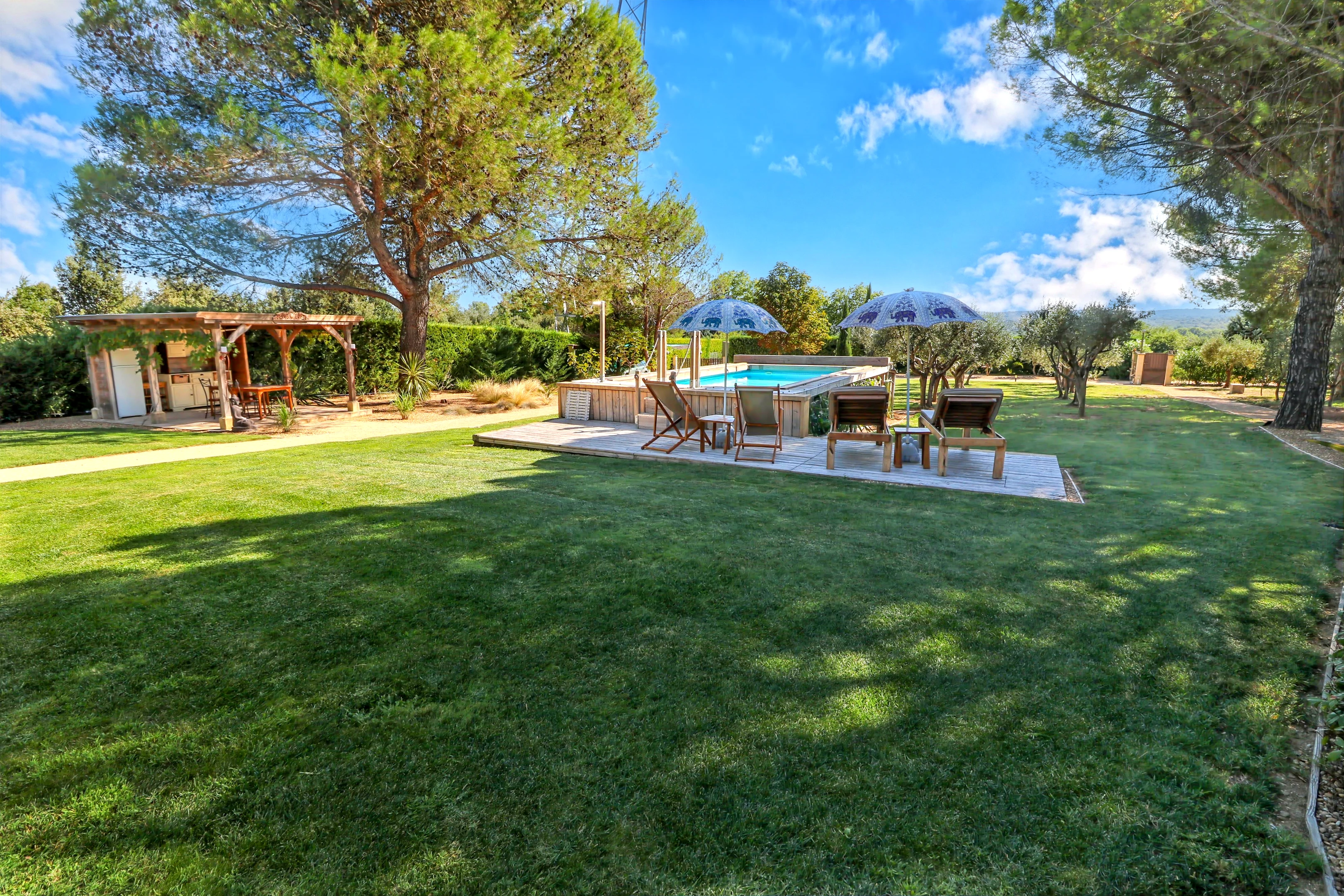 French property for sale in Uzès, Gard - €495,000 - photo 