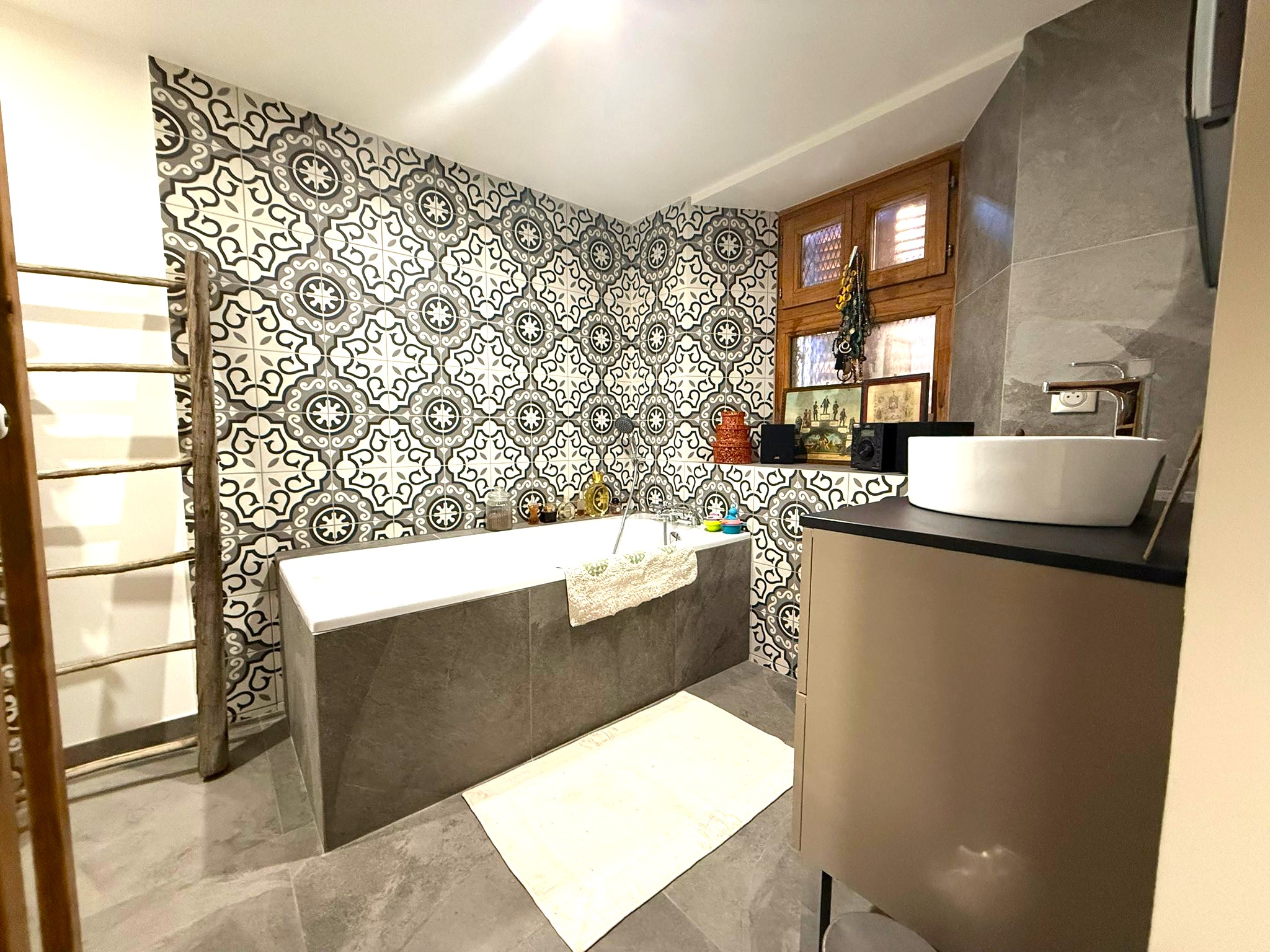 French property for sale in Tignes, Savoie - €1,198,000 - photo 