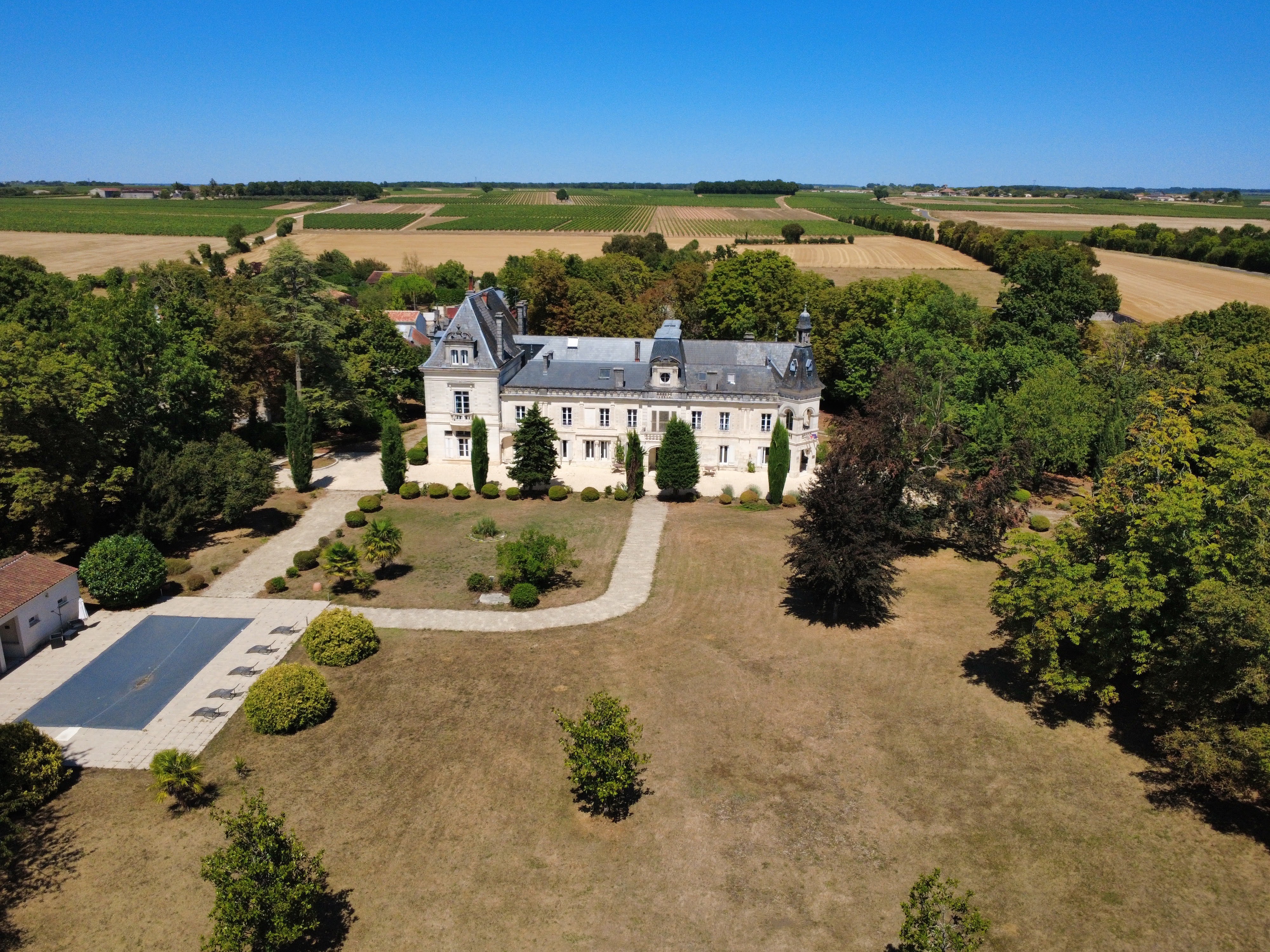French property for sale in Foussignac, Charente - €1,961,000 - photo 