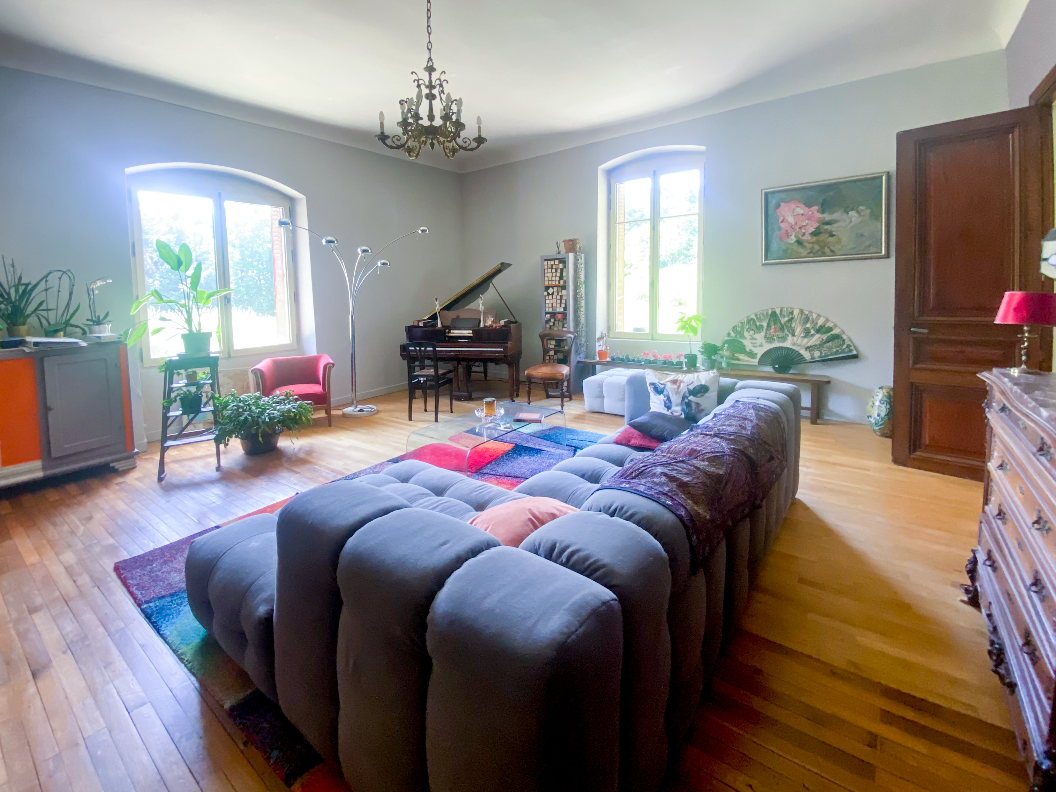 Propriété en France à vendre à Condat-sur-Ganaveix, Corrèze - €649 990 - photo 
