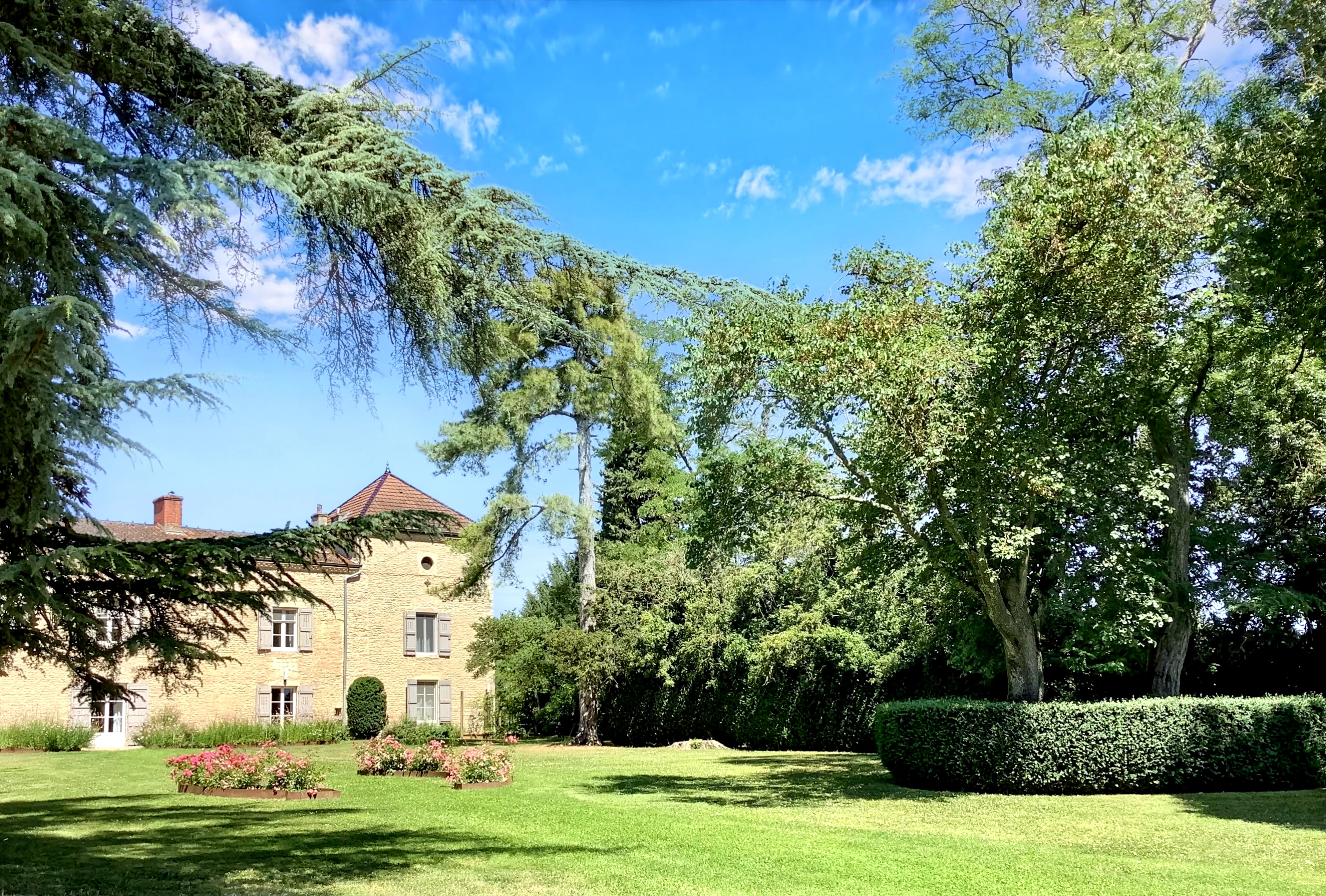 Propriété en France à vendre à Igé, Saône-et-Loire - €1 750 000 - photo 