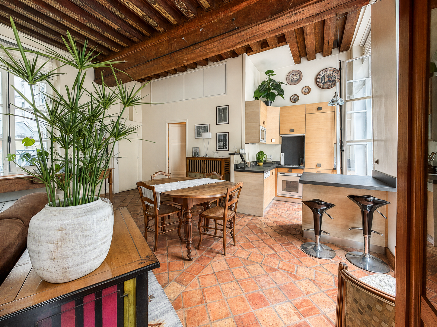 French property for sale in Paris 4e Arrondissement, Paris - €1,470,000 - photo 