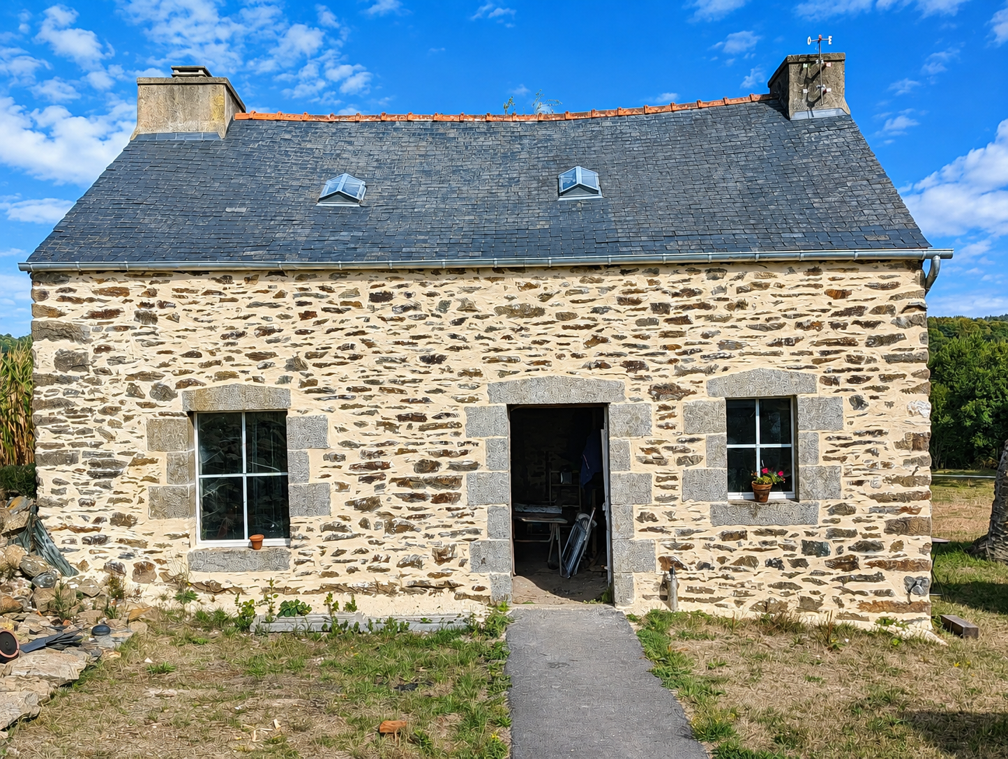 Propriété en France à vendre à Brasparts, Finistère - €678 400 - photo 