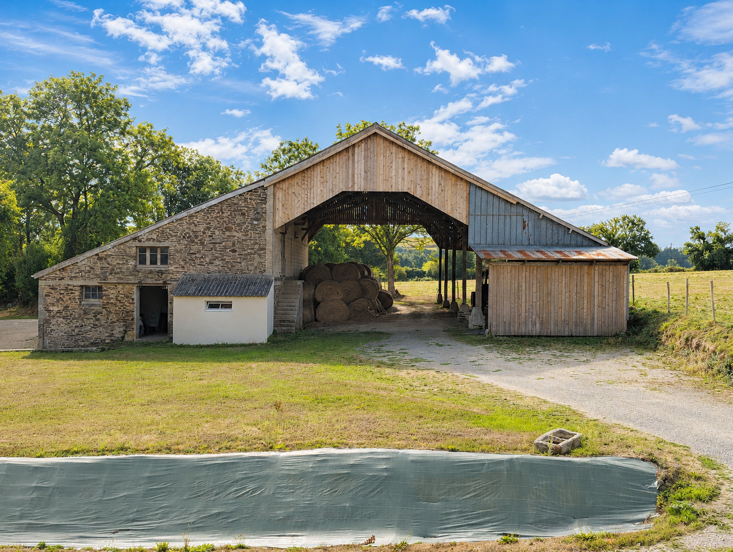 Propriété en France à vendre à Brasparts, Finistère - €678 400 - photo 