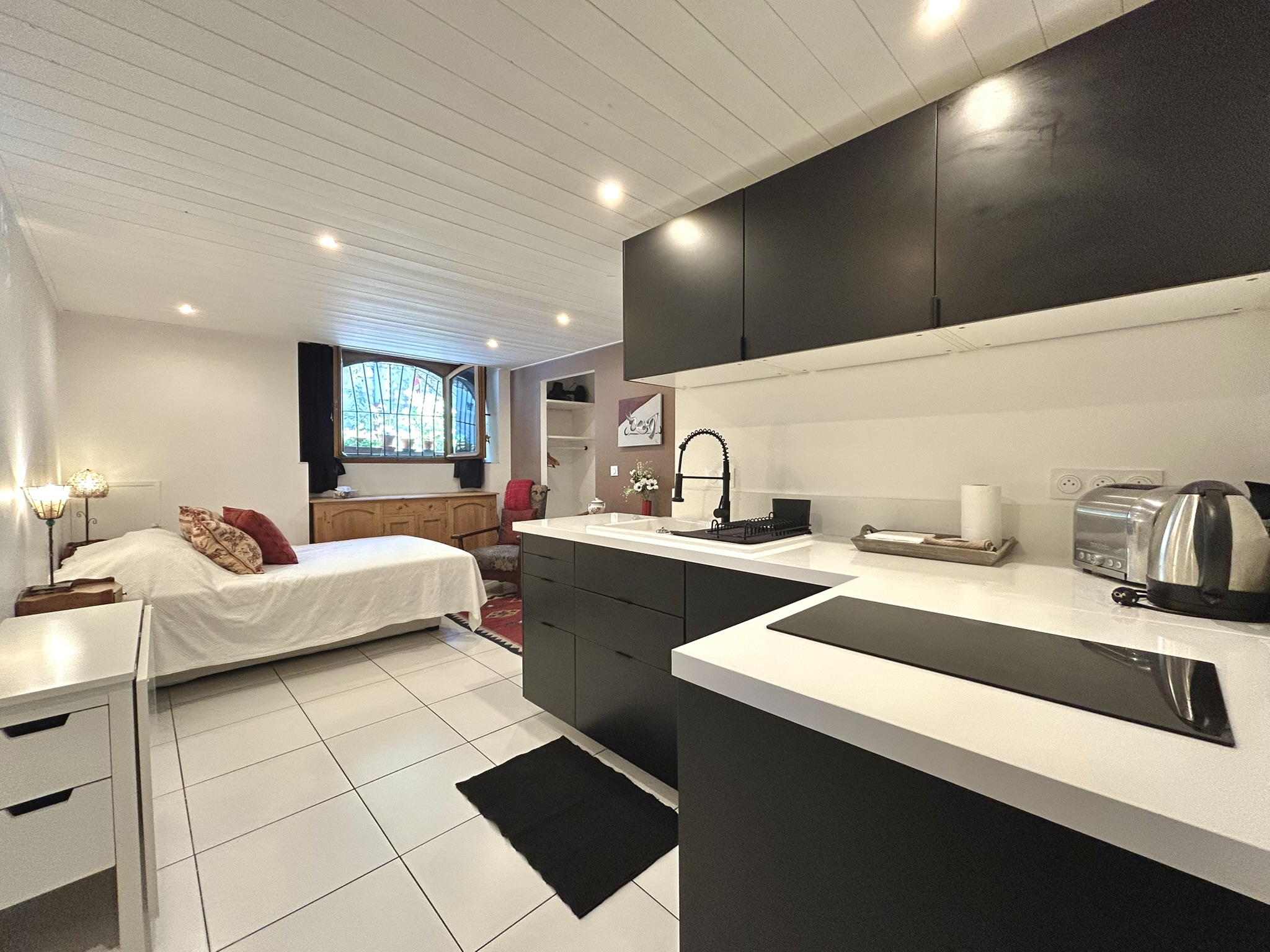 French property for sale in Talloires, Haute-Savoie - €899,000 - photo 