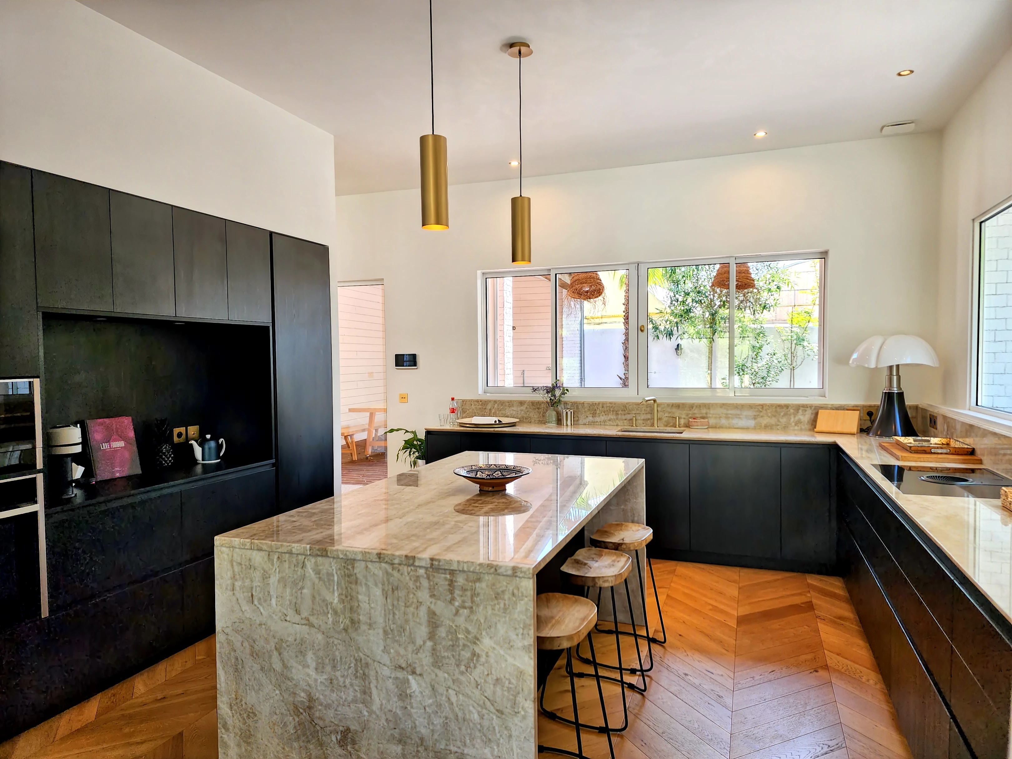 French property for sale in Bordeaux, Gironde - €2,800,000 - photo 