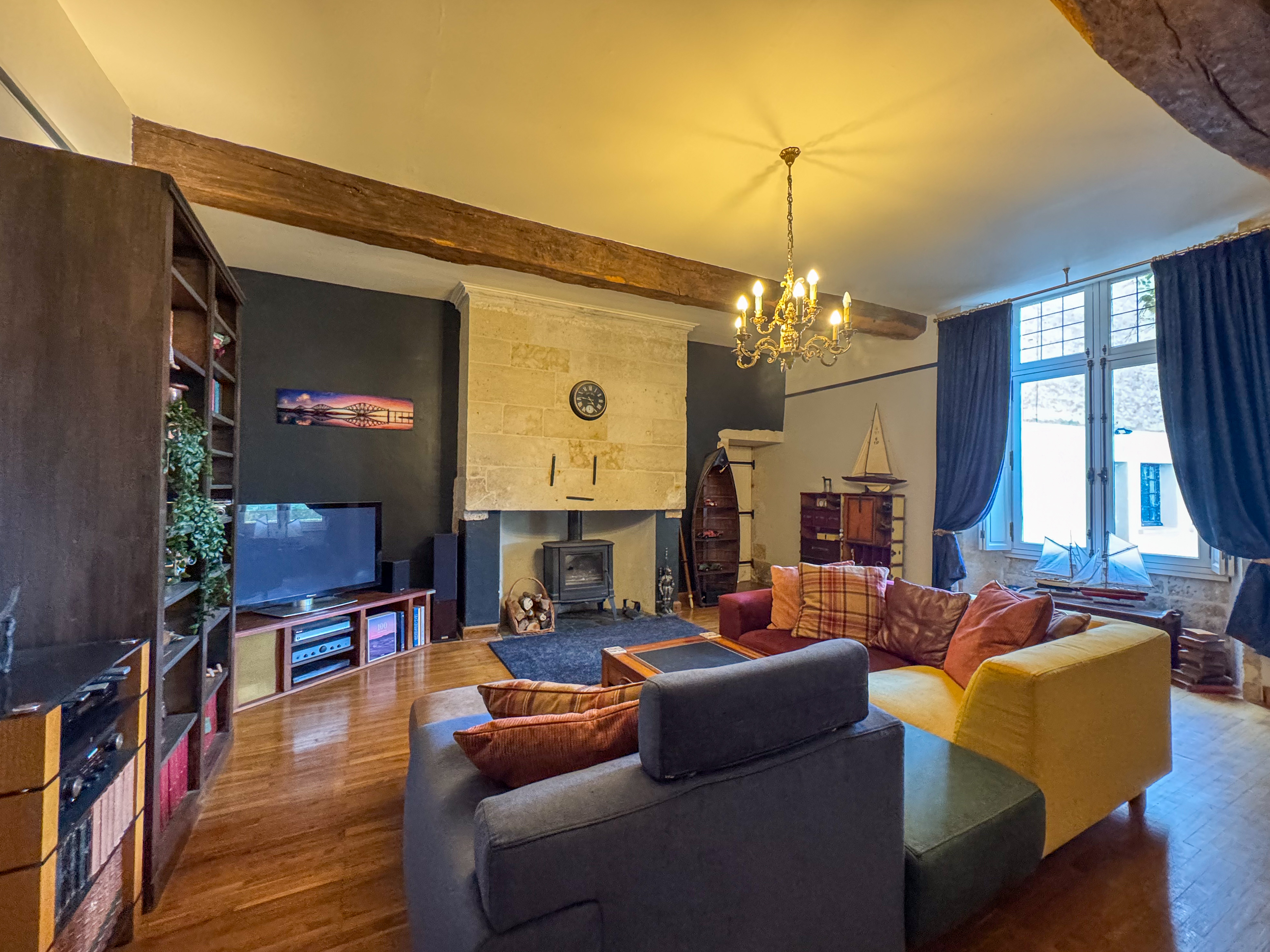 French property for sale in Saint-Hilaire-des-Loges, Vendée - €689,000 - photo 