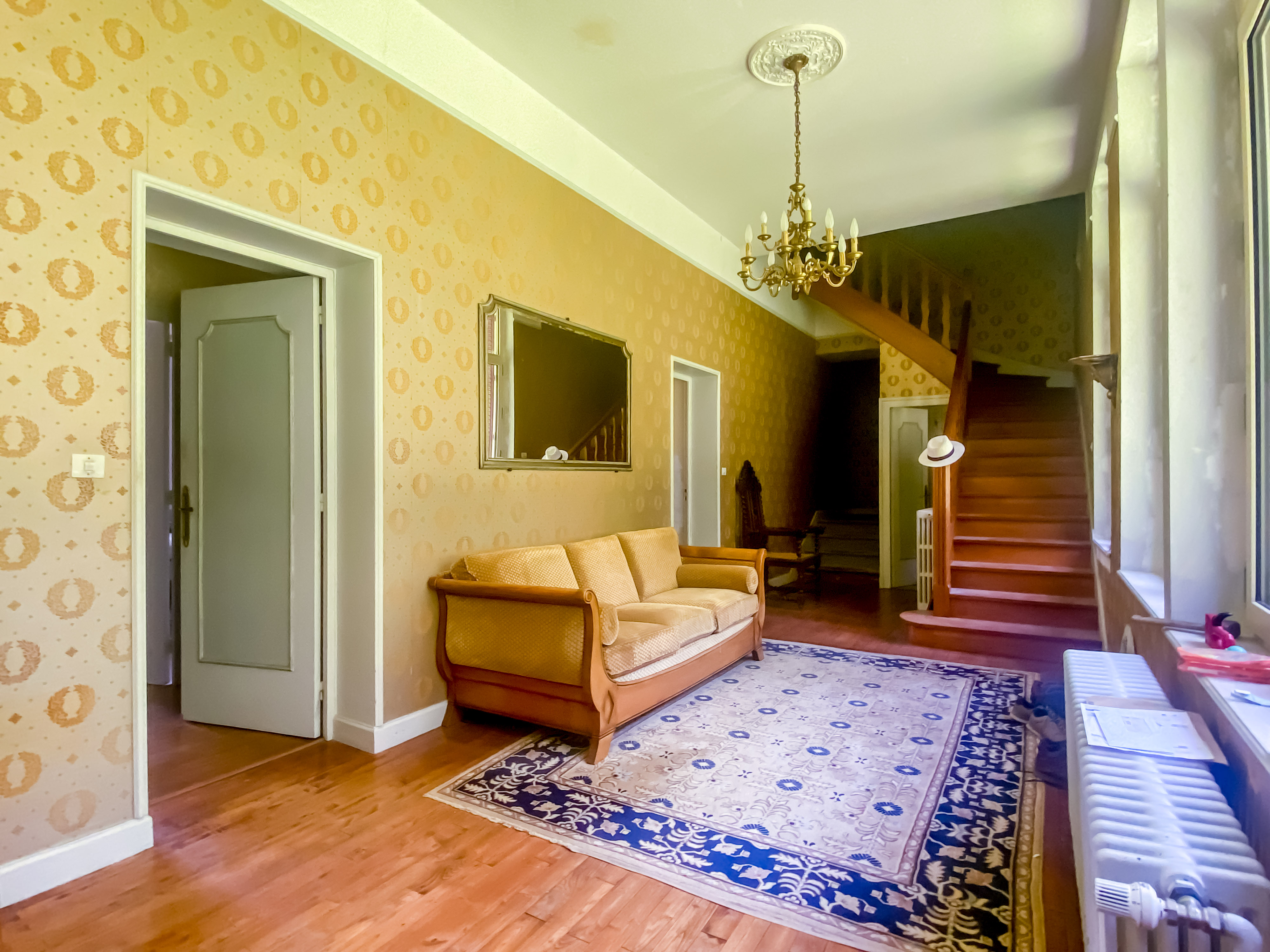 Propriété en France à vendre à Condat-sur-Ganaveix, Corrèze - €649 990 - photo 