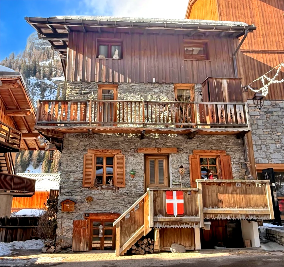 French property for sale in Tignes, Savoie - €1,198,000 - photo 