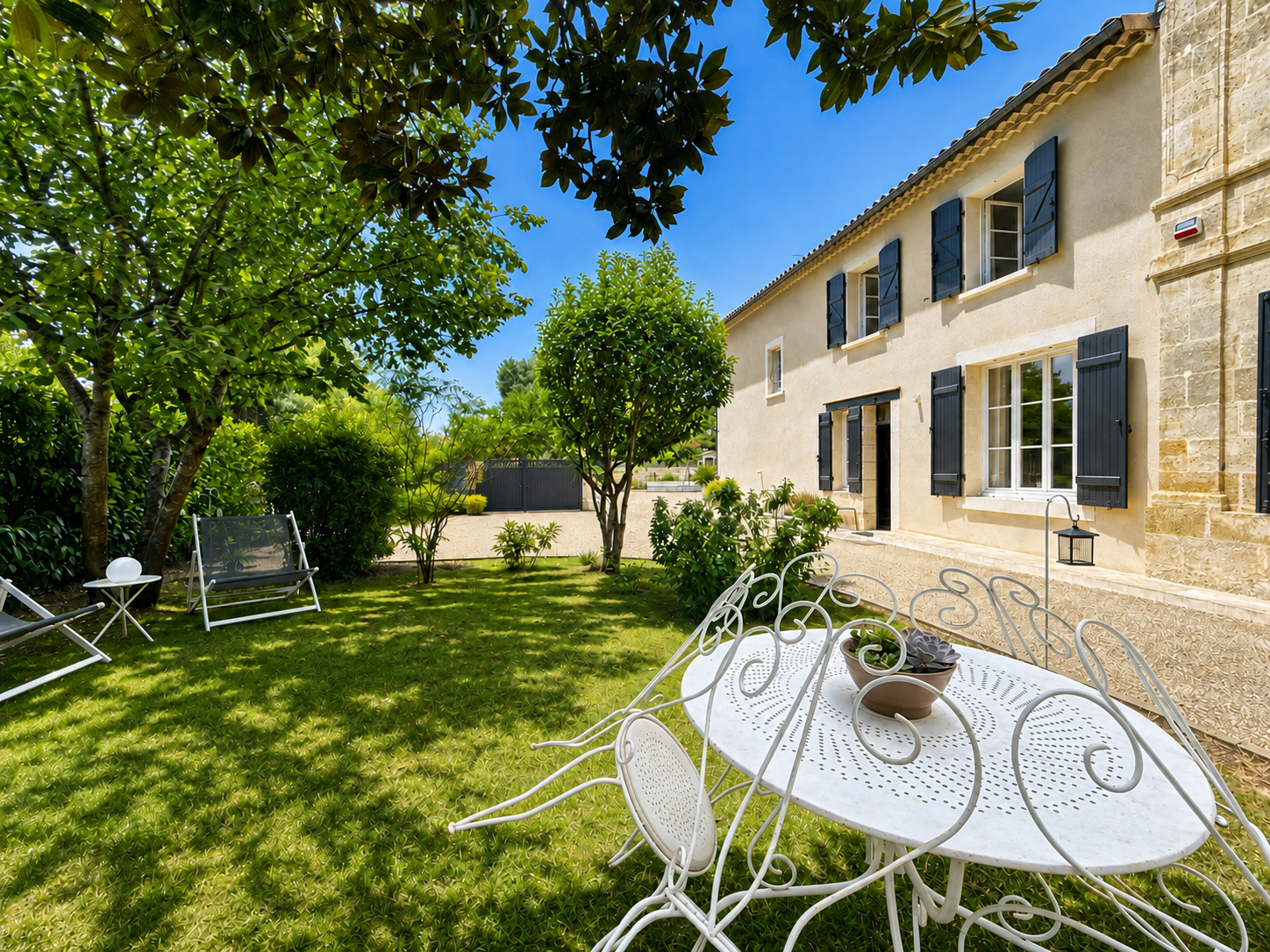 French property for sale in Cavignac, Gironde - €760,000 - photo 