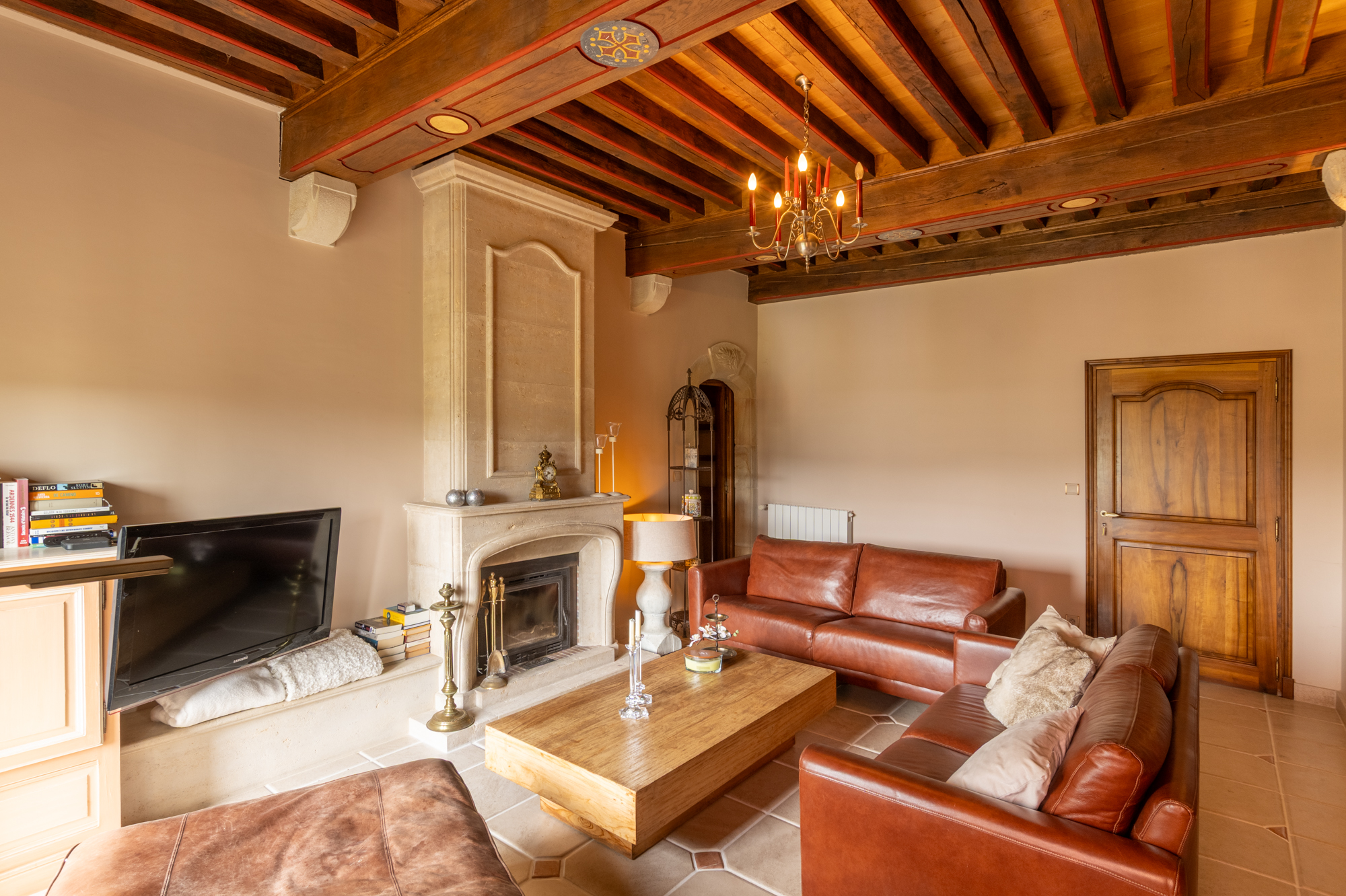 French property for sale in Ucel, Ardèche - €1,250,000 - photo 