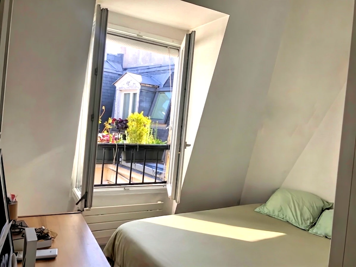 French property for sale in Paris, Paris - €1,160,000 - photo 