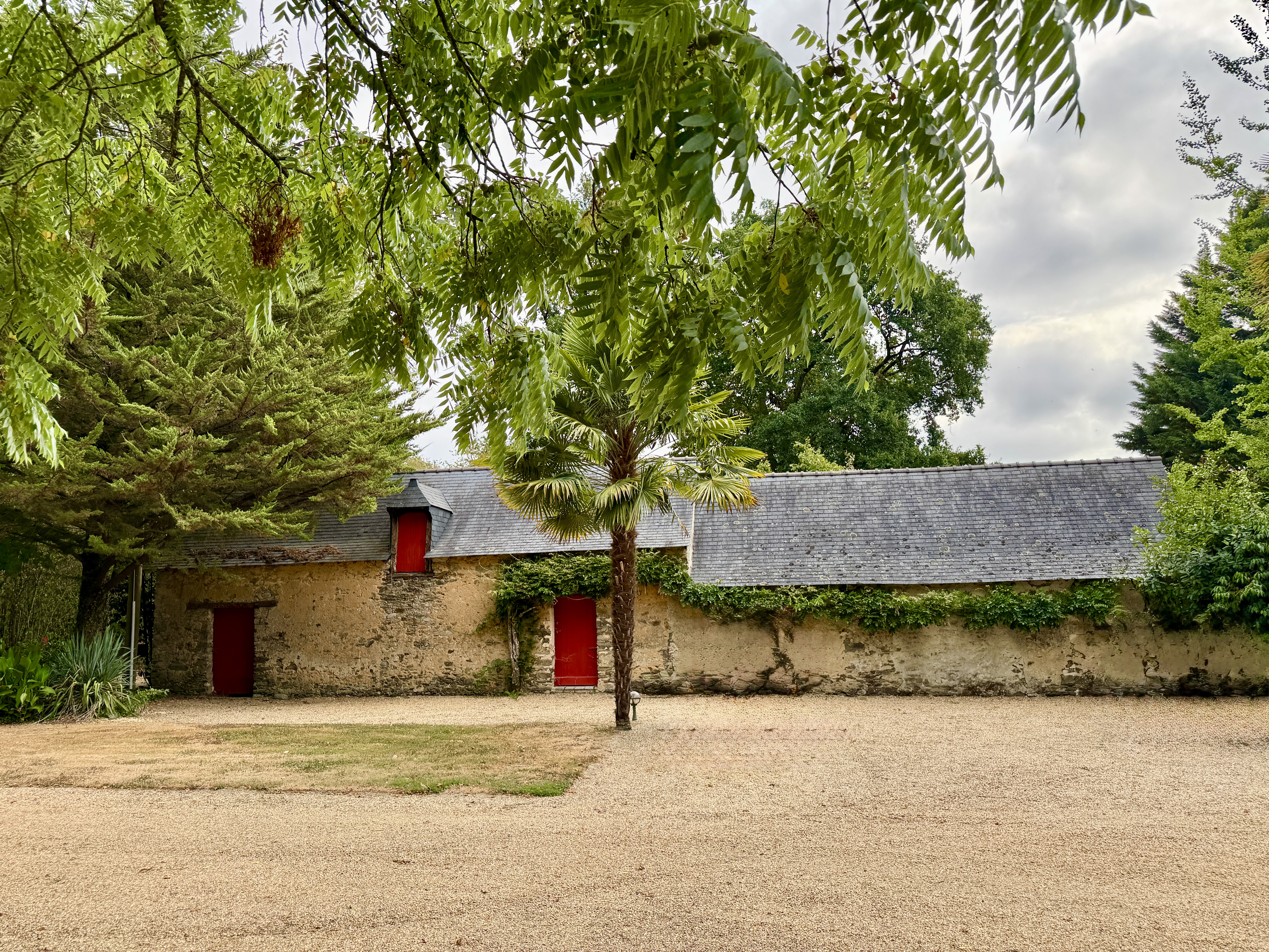 French property for sale in Ombrée d'Anjou, Maine-et-Loire - €1,250,000 - photo 