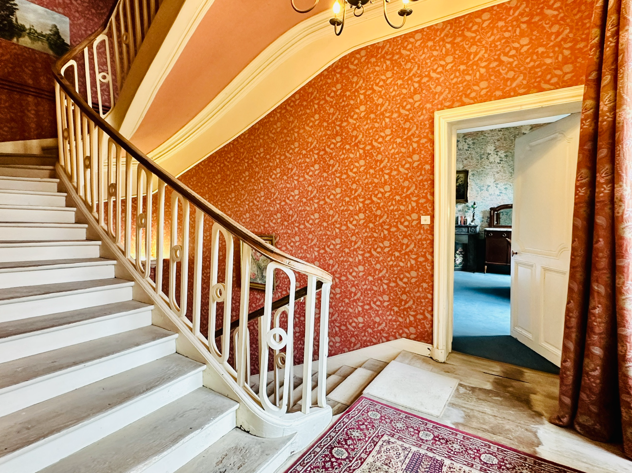 French property for sale in Mayenne, Mayenne - €595,000 - photo 
