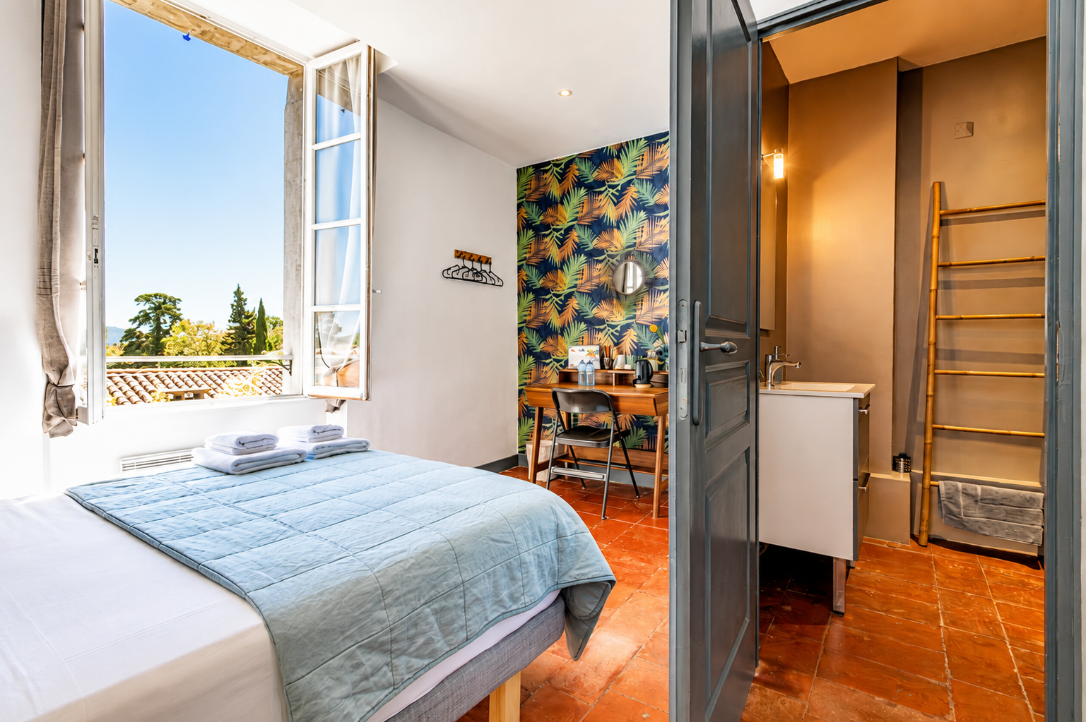 French property for sale in Olonzac, Hérault - €699,000 - photo 