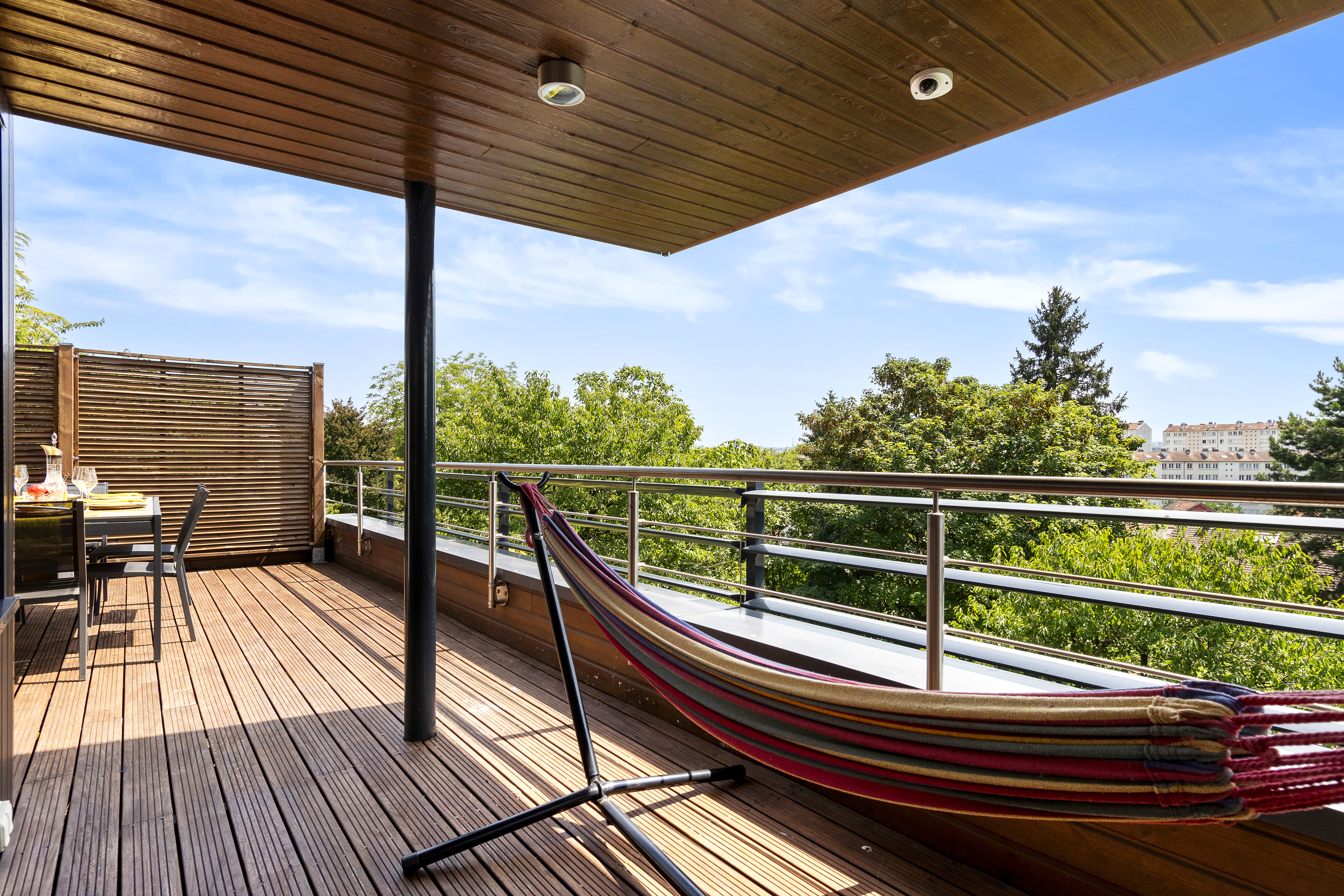 French property for sale in Chatou, Yvelines - €1,850,000 - photo 