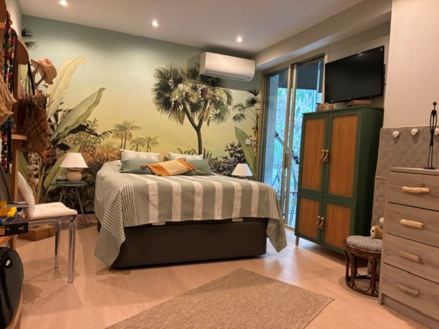 French property for sale in Nice, Alpes-Maritimes - €975,000 - photo 