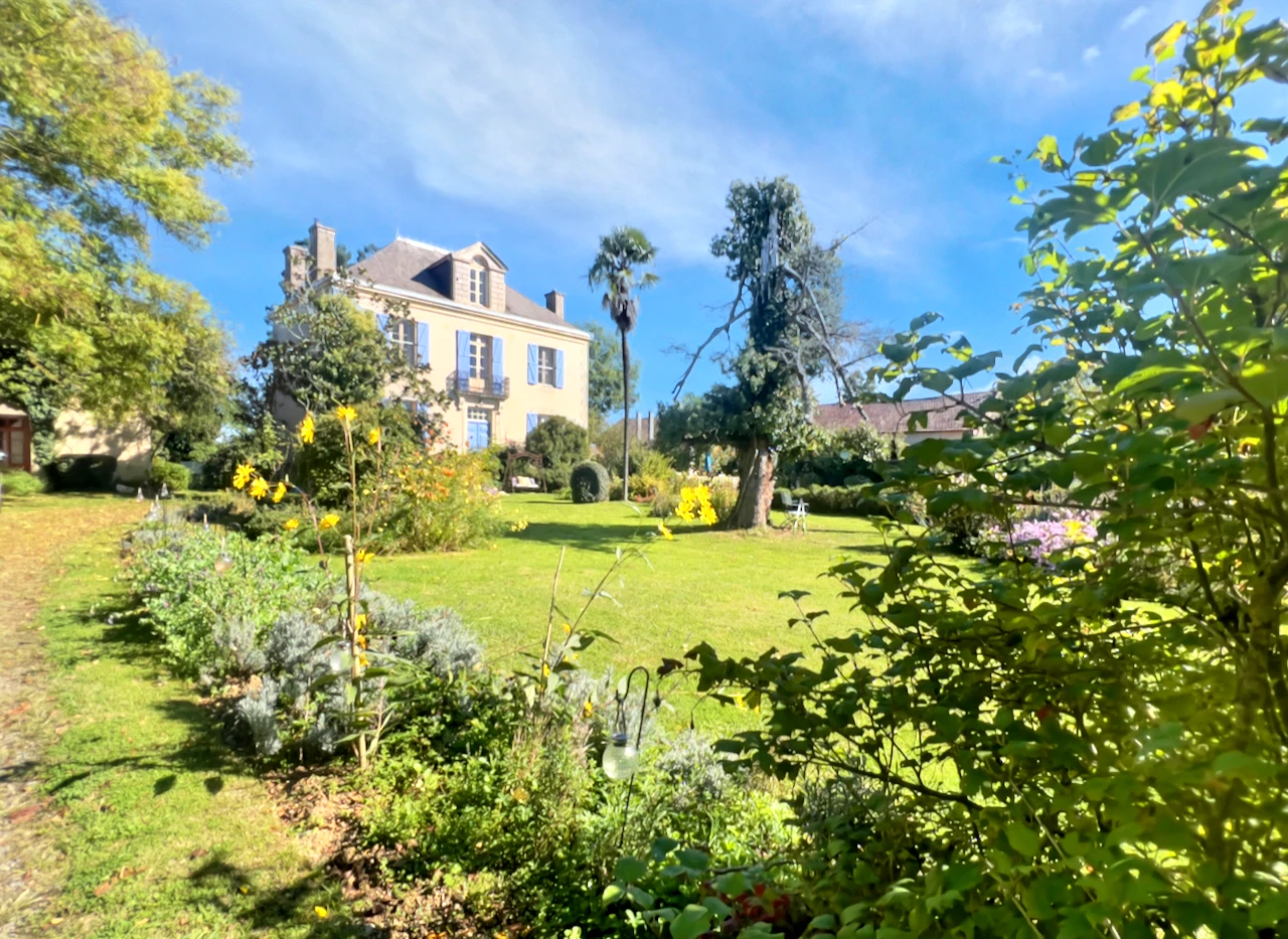 French property for sale in Sainte-Dode, Gers - €523,000 - photo 