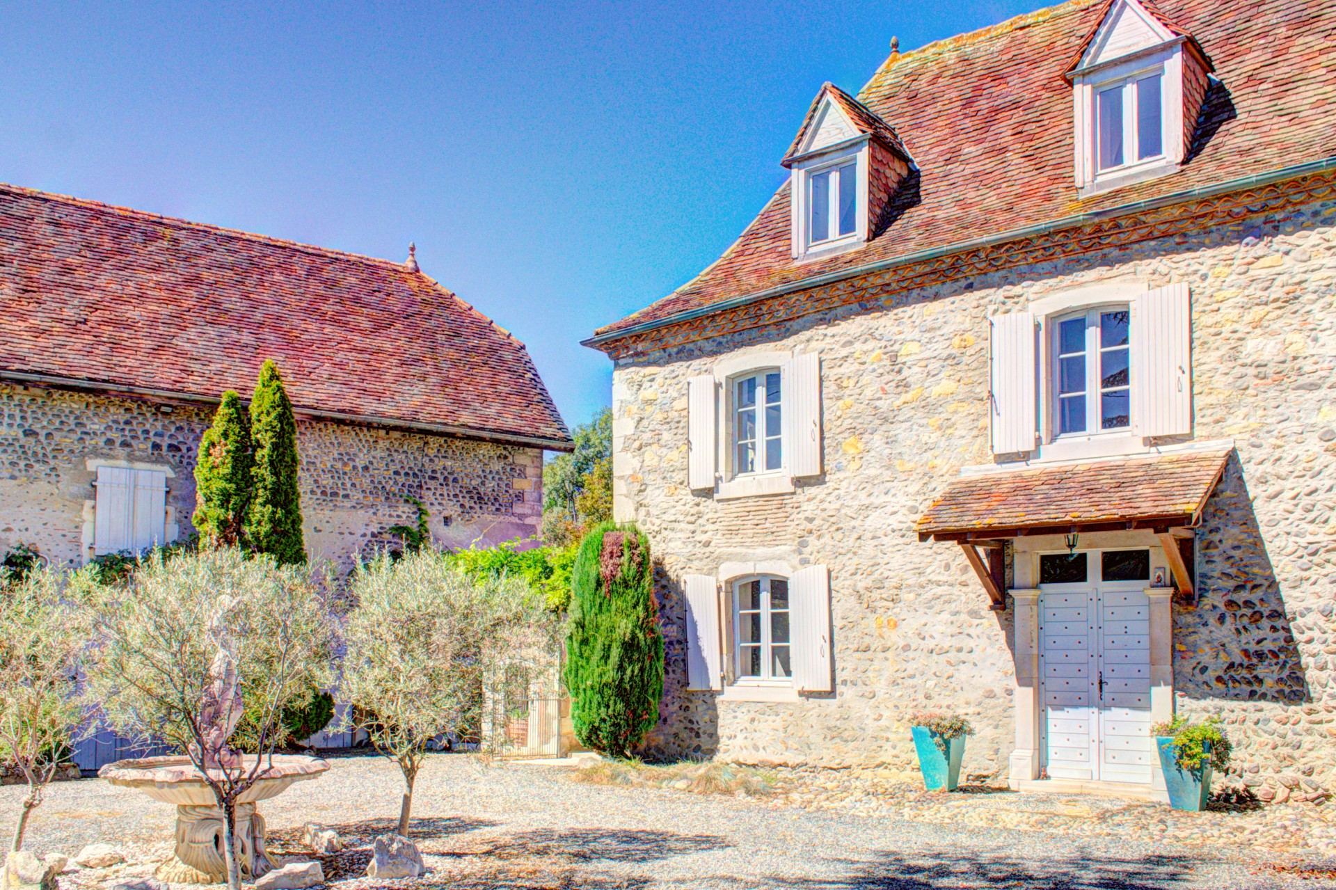 Propriété en France à vendre à Orthez, Pyrénées-Atlantiques - €519 400 - photo 
