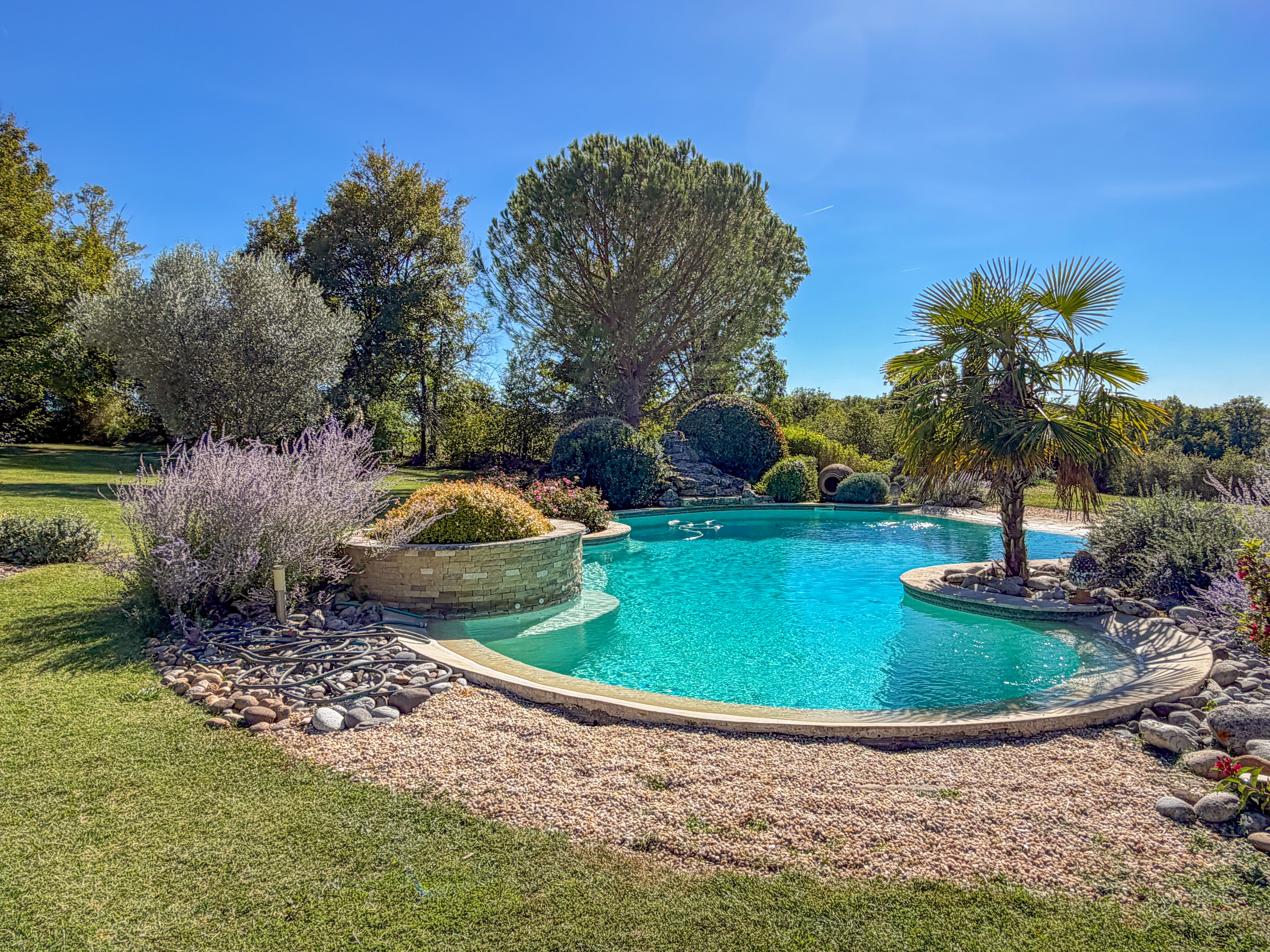 French property for sale in Séniergues, Lot - €1,038,000 - photo 