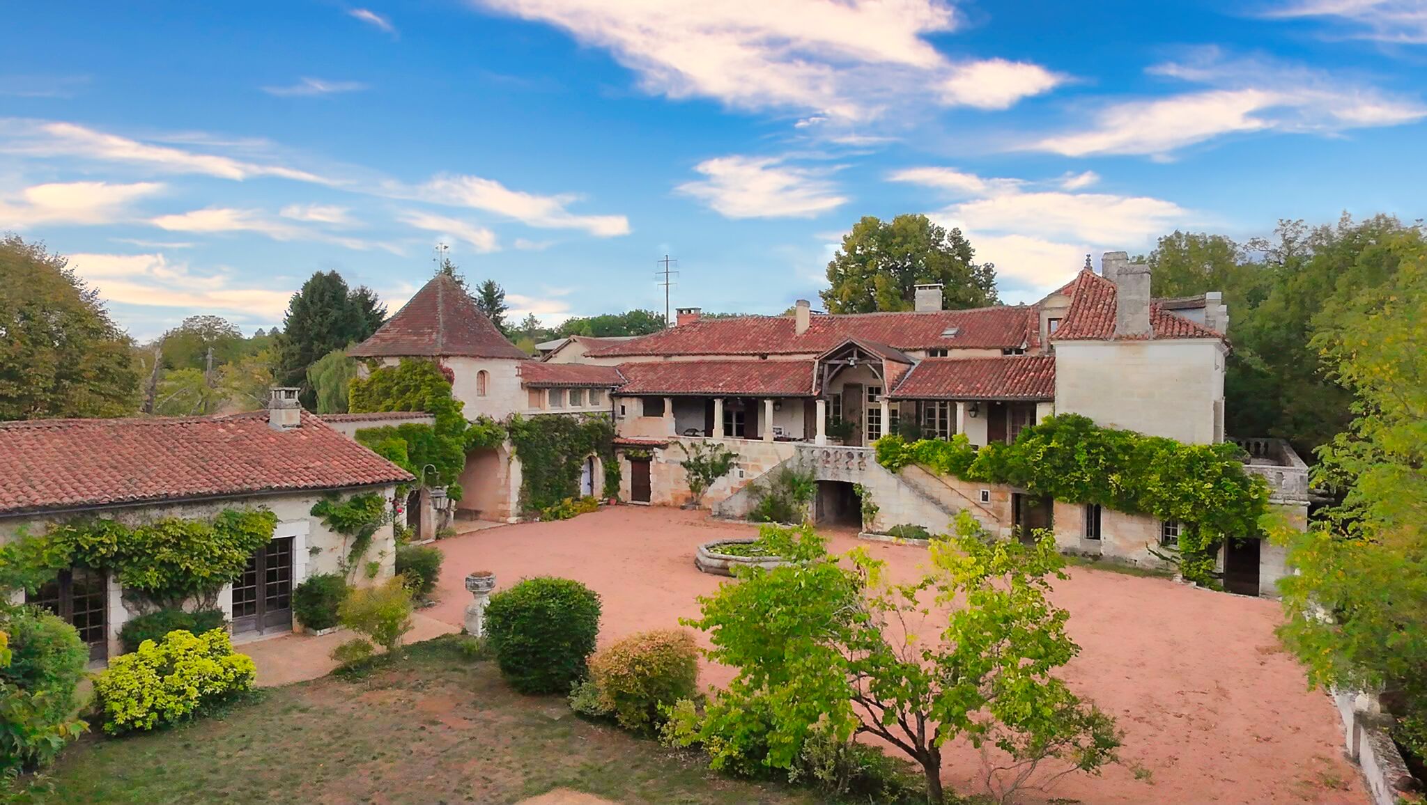 French property for sale in Brantôme en Périgord, Dordogne - €1,150,000 - photo 
