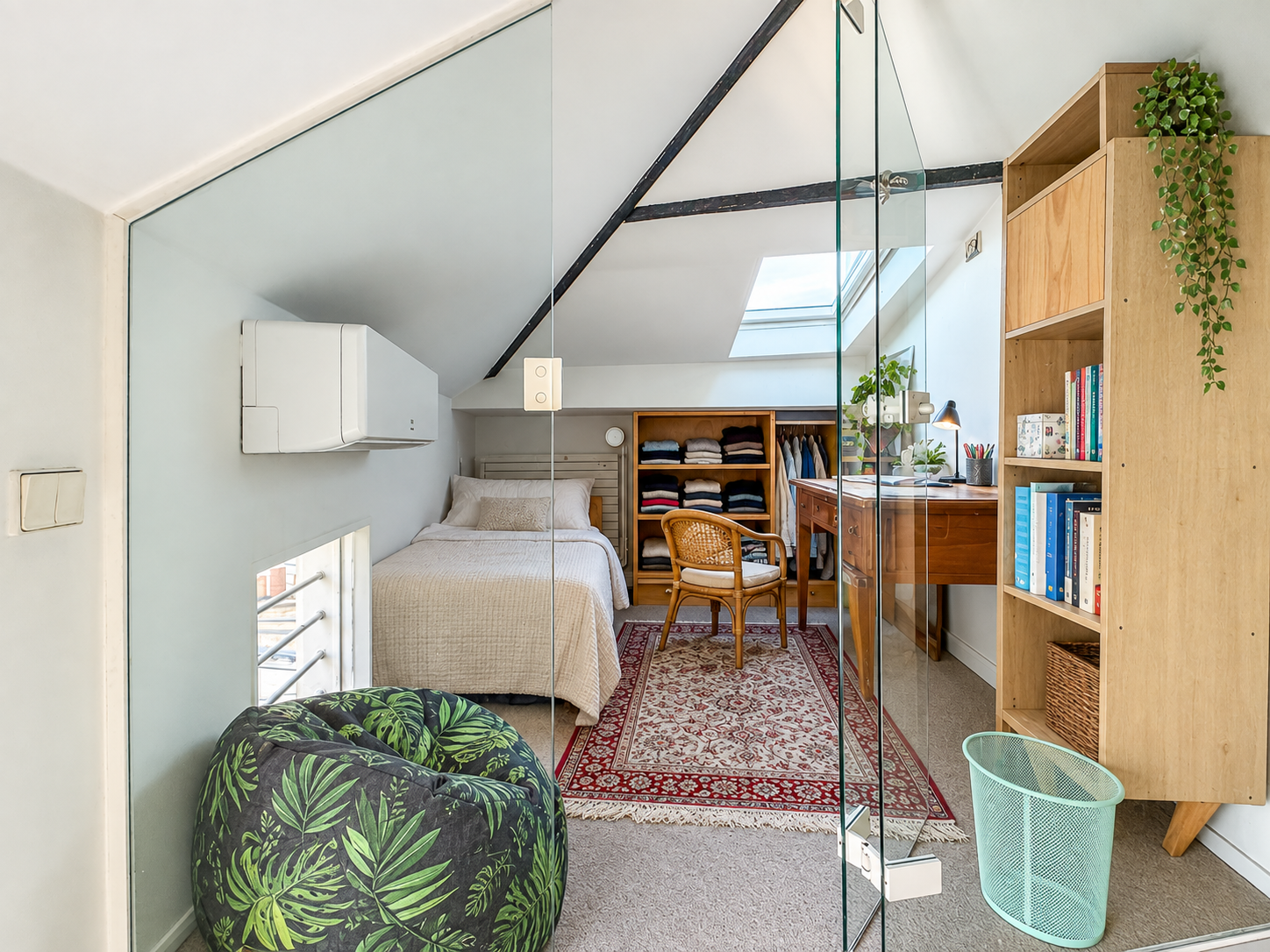 French property for sale in Paris, Paris - €1,160,000 - photo 