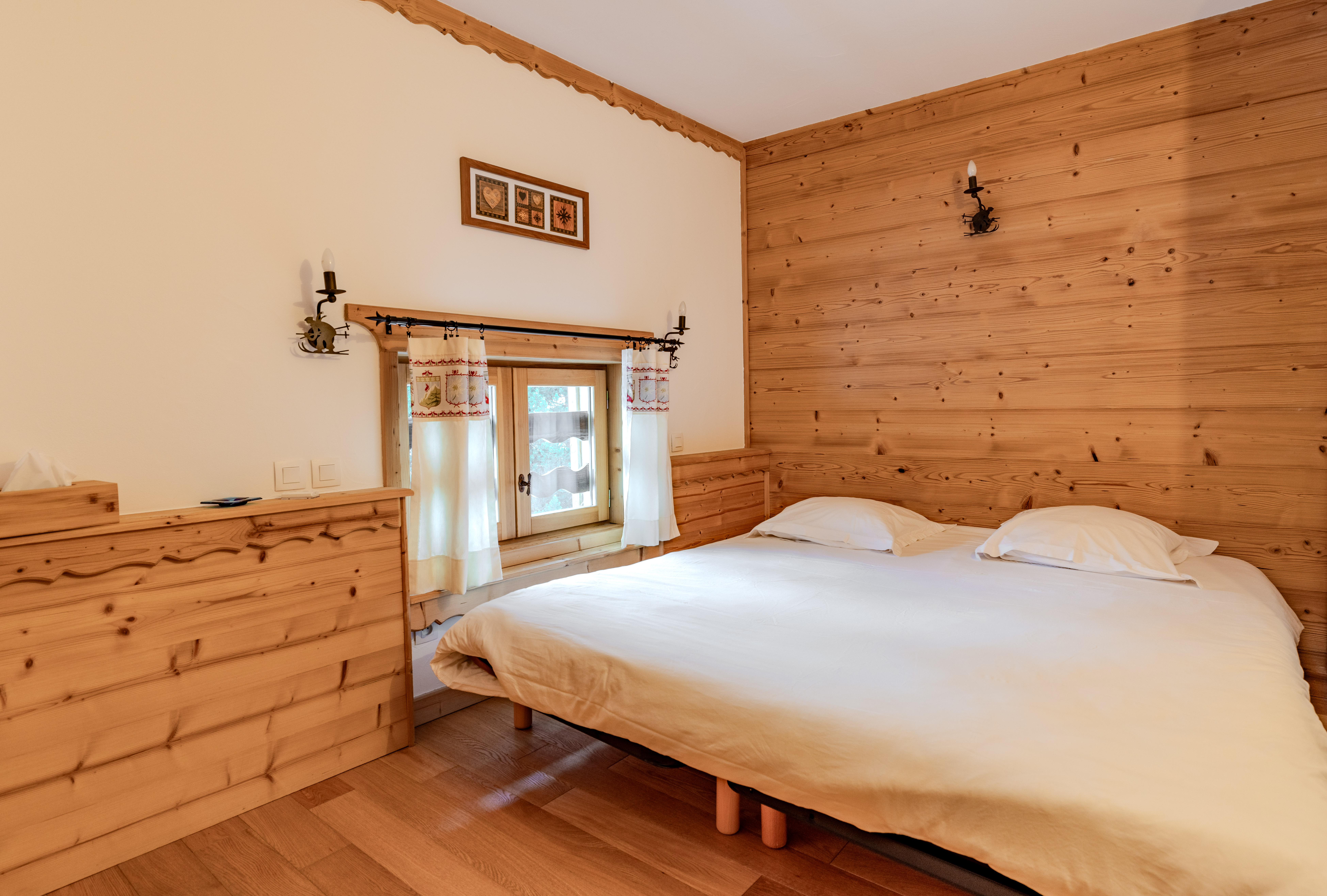 French property for sale in Courchevel, Savoie - €3,325,000 - photo 