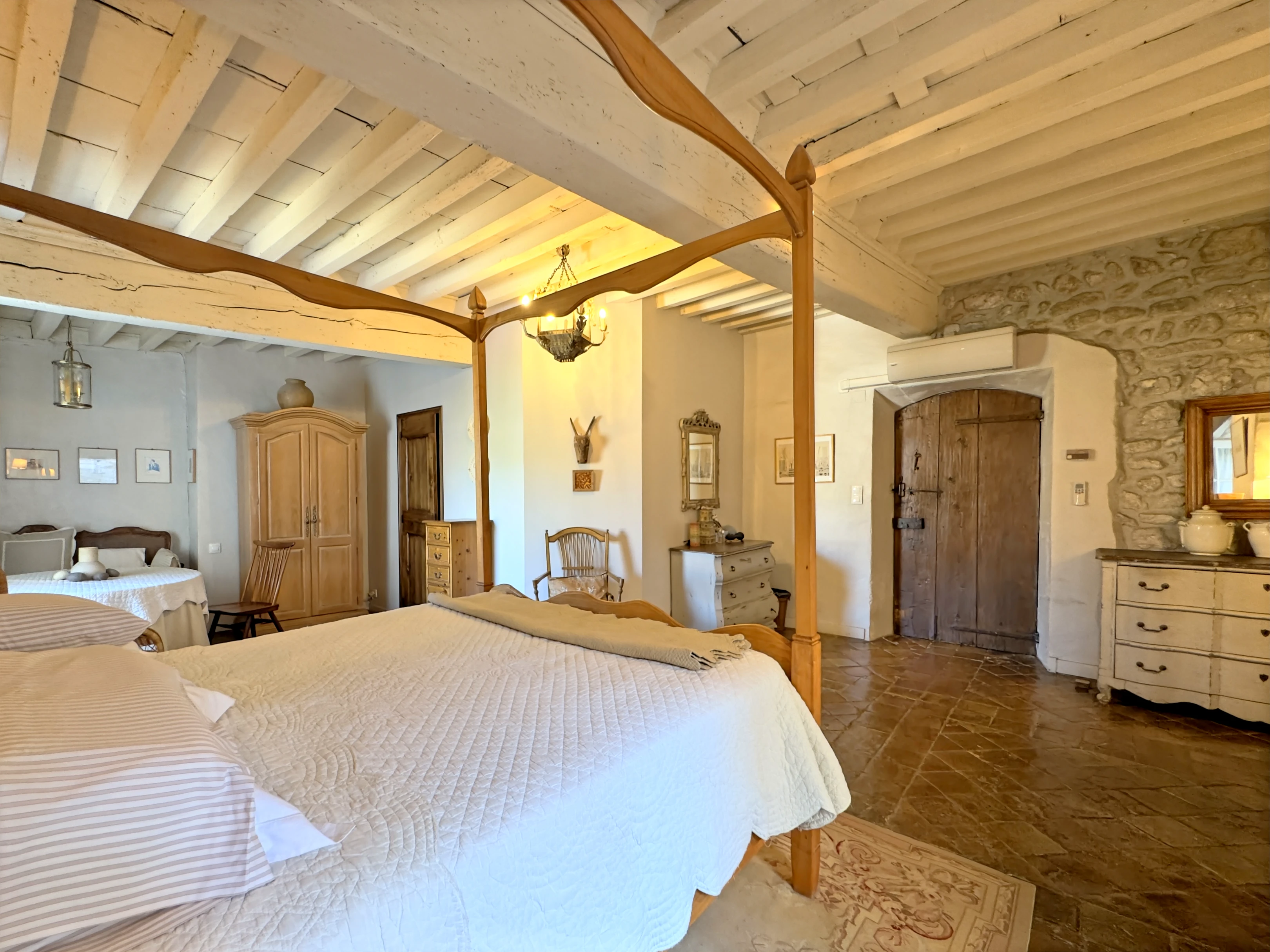 Propriété en France à vendre à Saint-Rémy-de-Provence, Bouches-du-Rhône - €1 550 000 - photo 