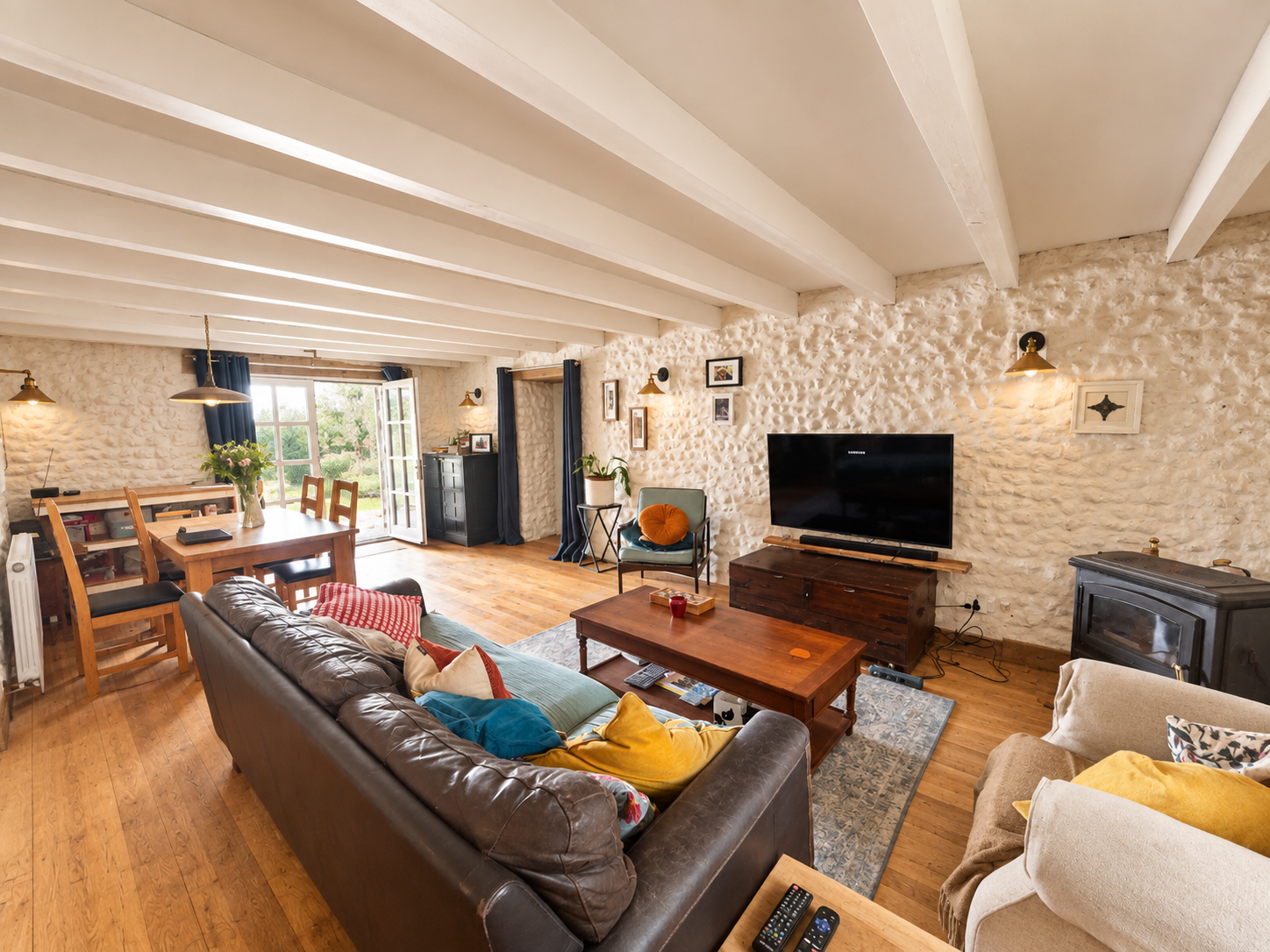 French property for sale in Nabinaud, Charente - €689,000 - photo 
