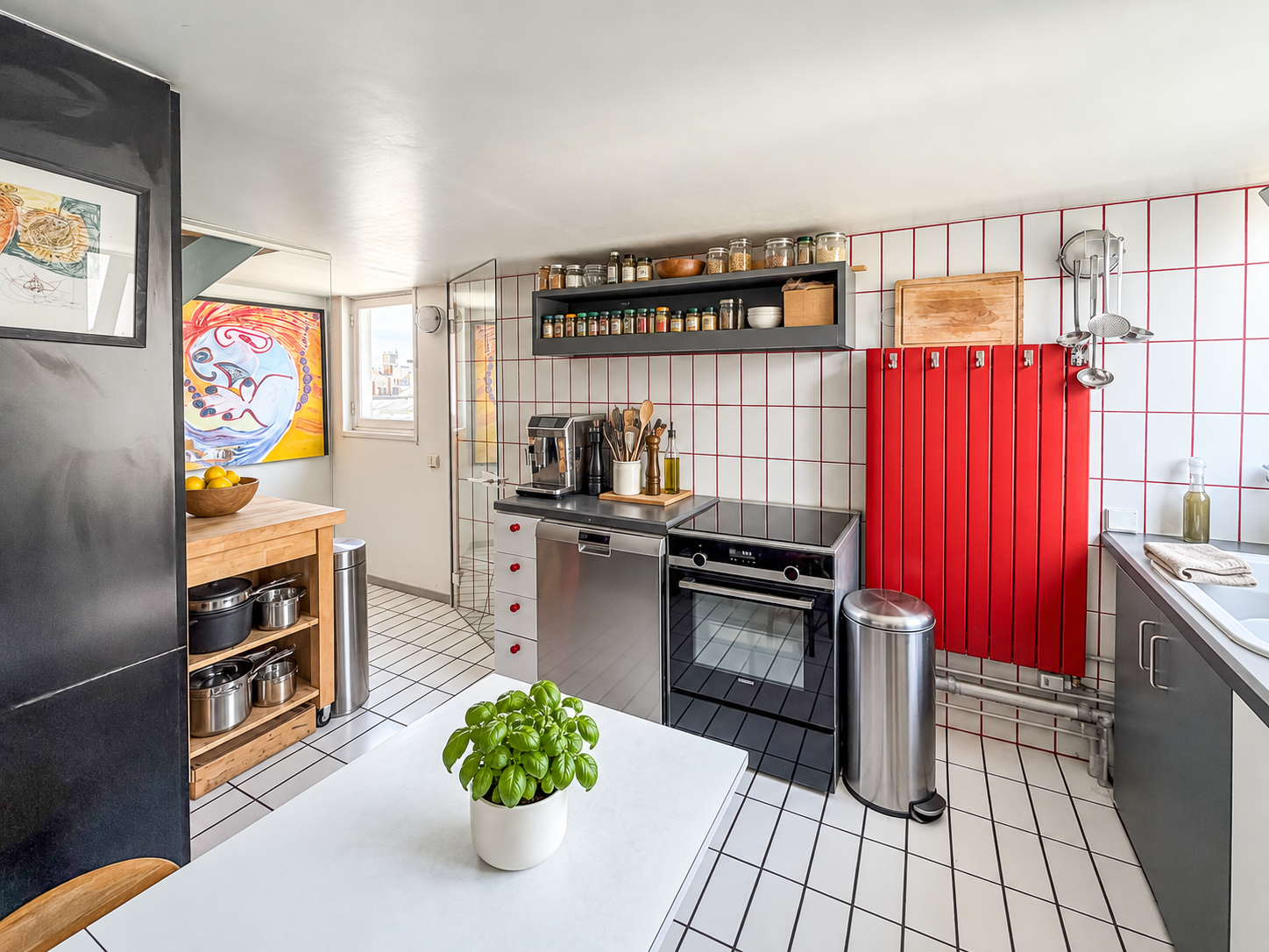 French property for sale in Paris, Paris - €1,160,000 - photo 