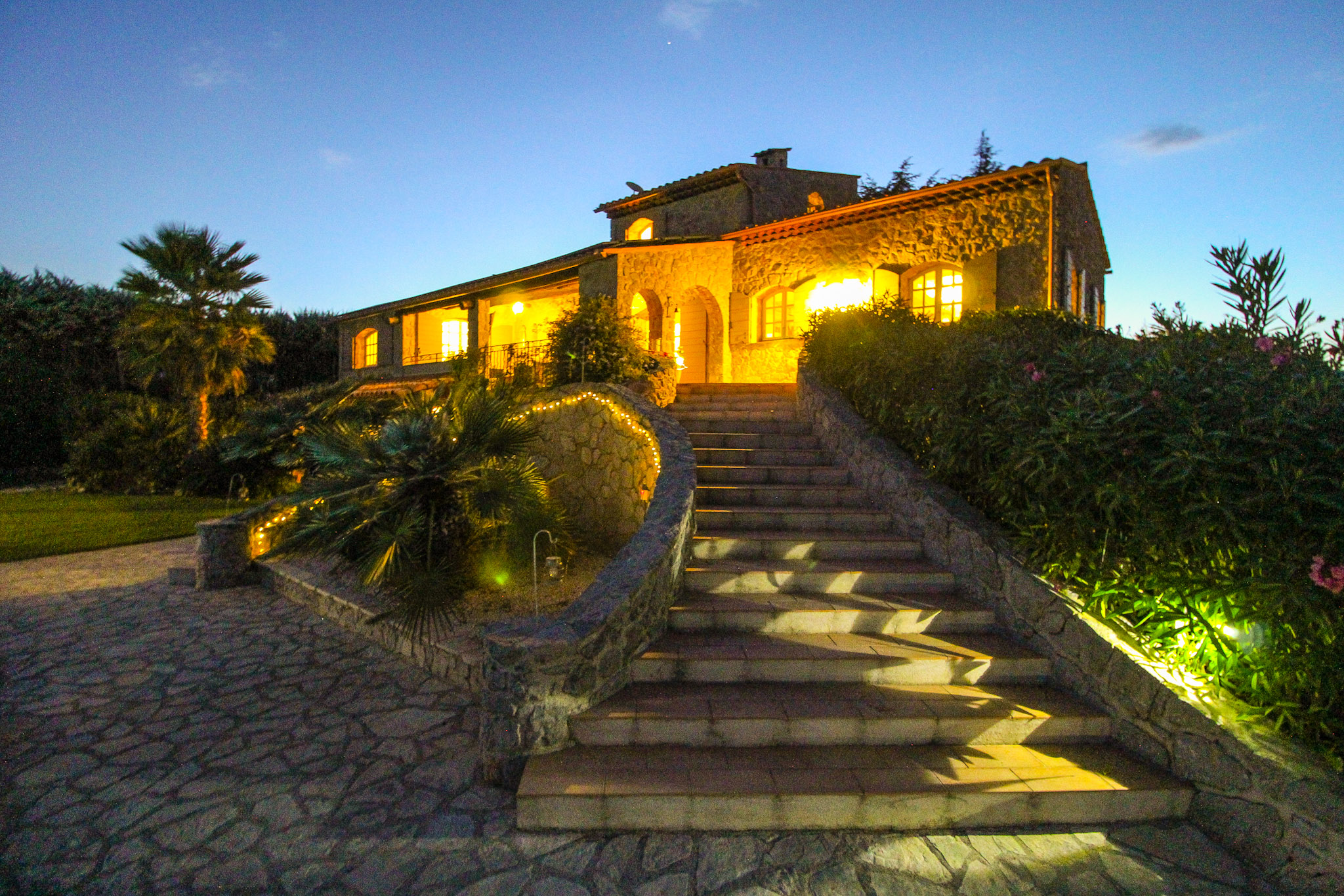 French property for sale in Peymeinade, Alpes-Maritimes - €1,595,000 - photo 