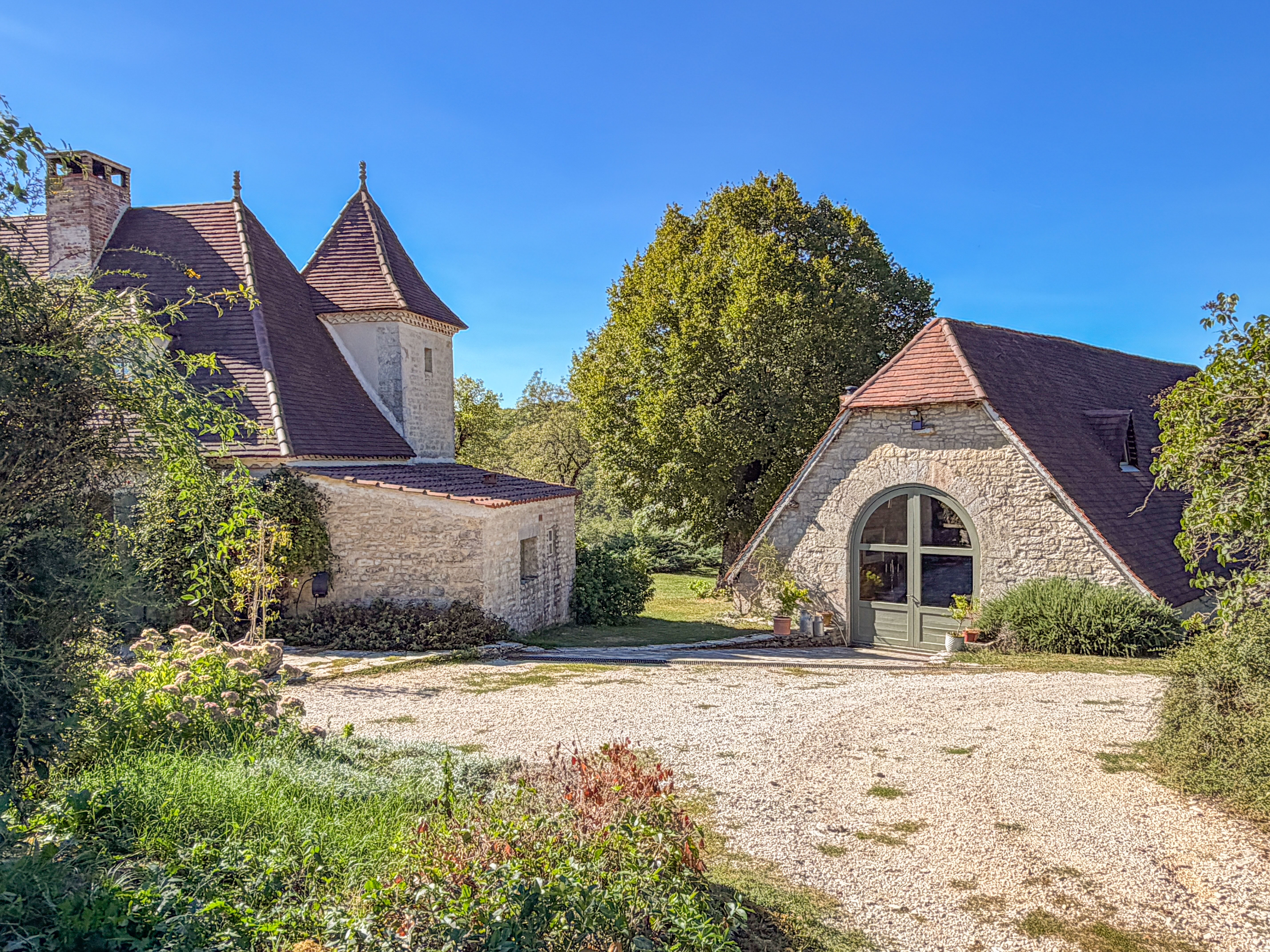French property for sale in Séniergues, Lot - €1,038,000 - photo 