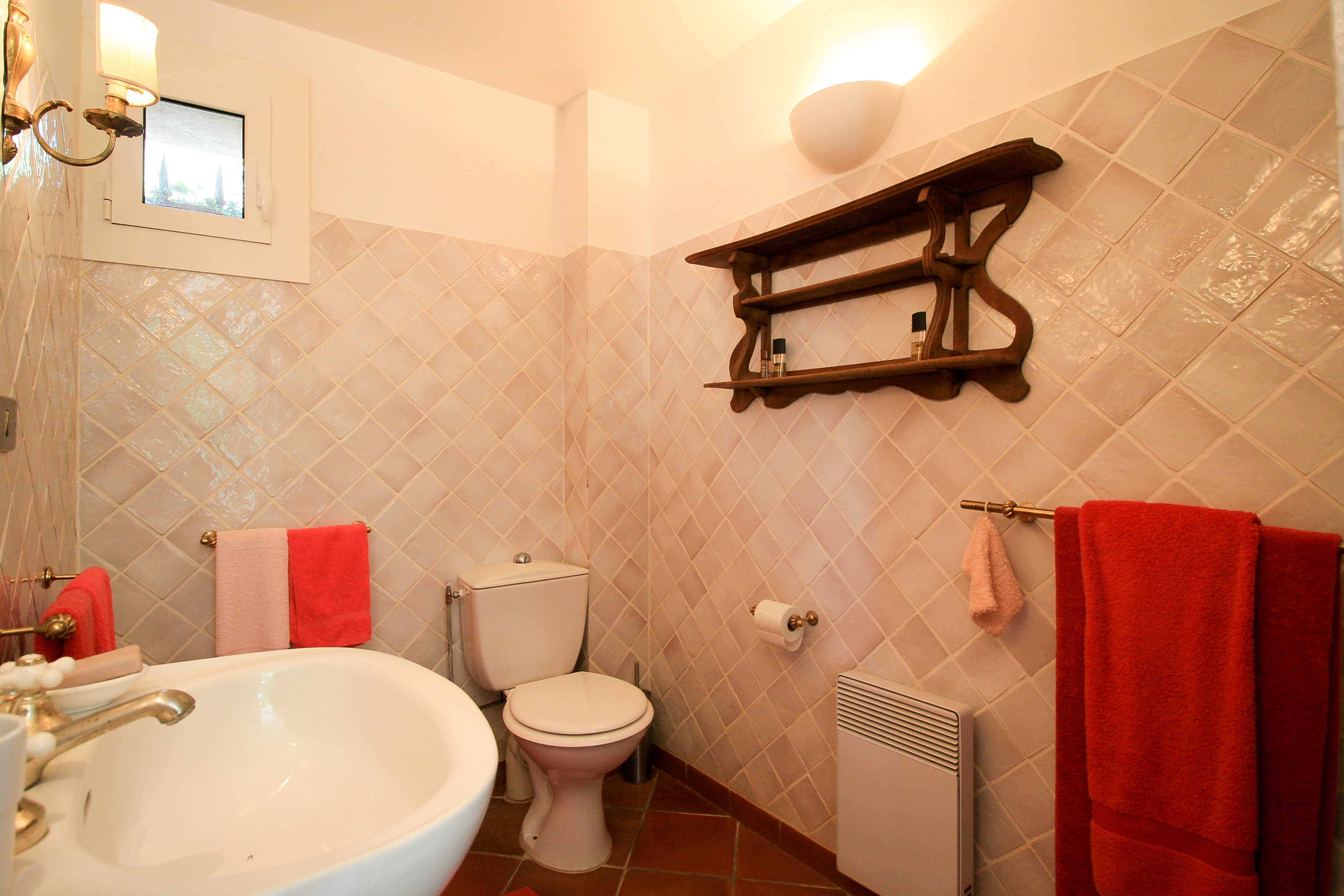 French property for sale in Grasse, Alpes-Maritimes - €900,000 - photo 