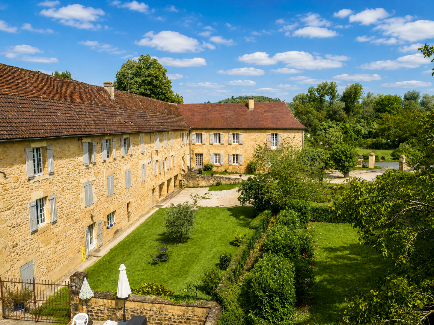 Propriété en France à vendre à Sarlat-la-Canéda, Dordogne - €898 000 - photo 