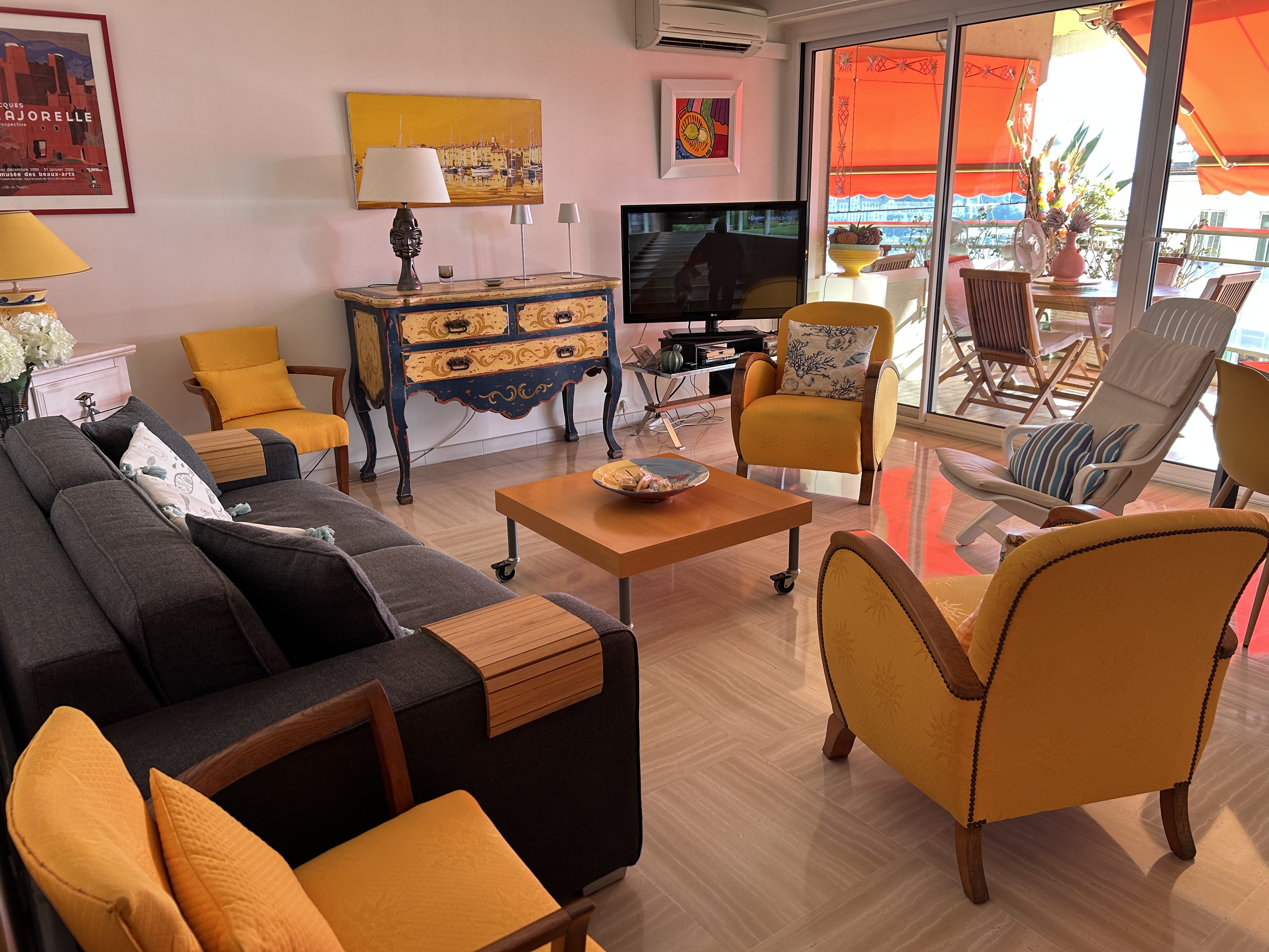 French property for sale in Nice, Alpes-Maritimes - €975,000 - photo 