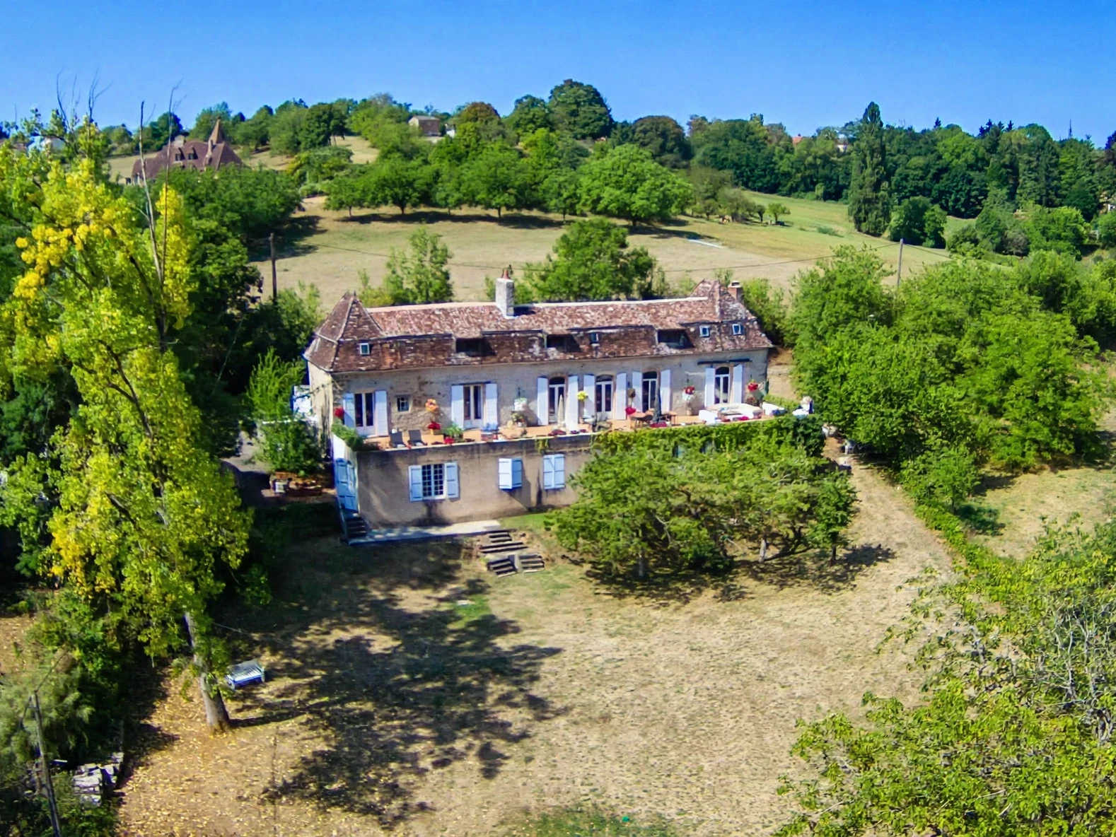 Propriété en France à vendre à Thiviers, Dordogne - €679 000 - photo 