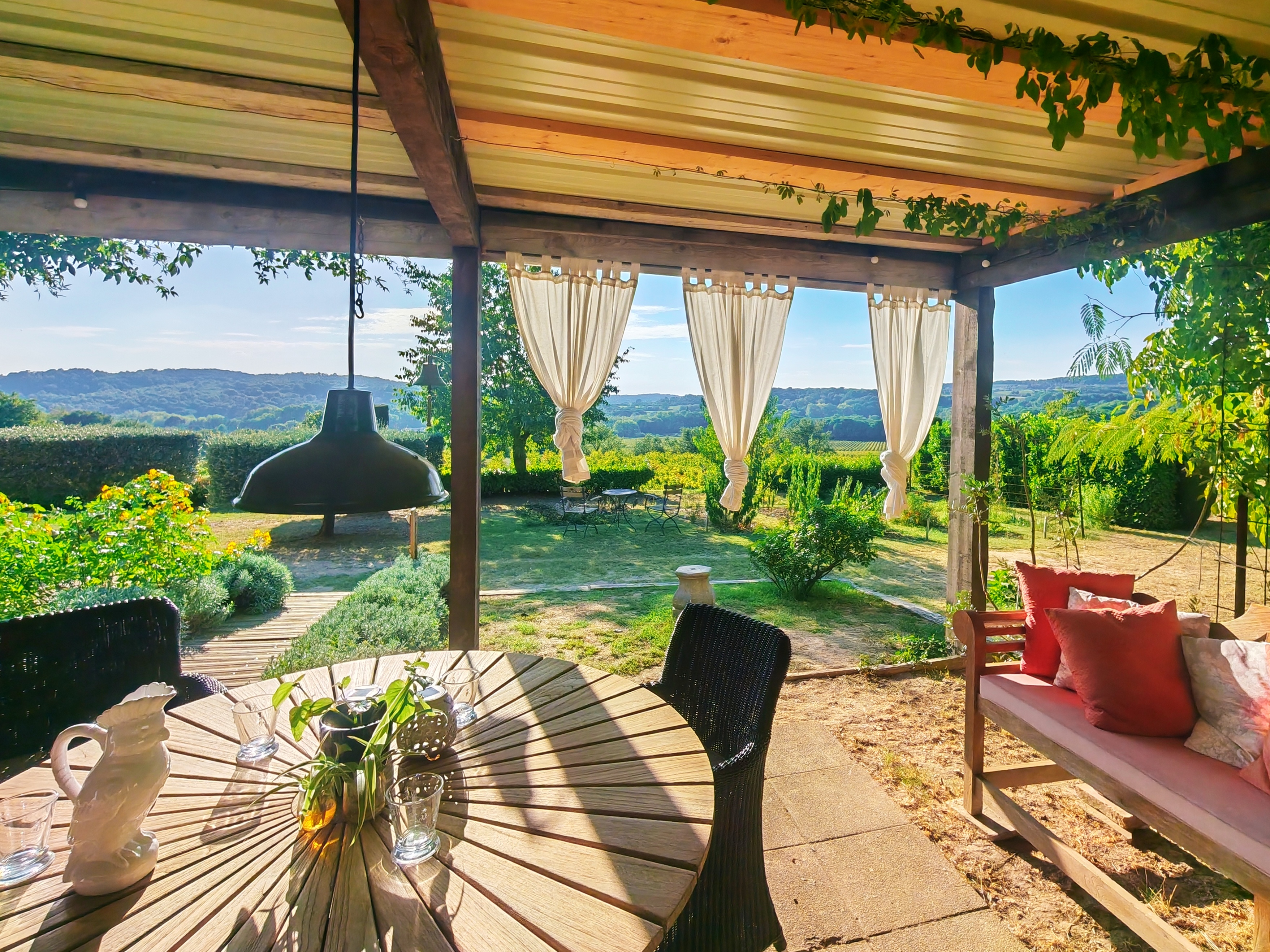 French property for sale in Uzès, Gard - €1,350,000 - photo 