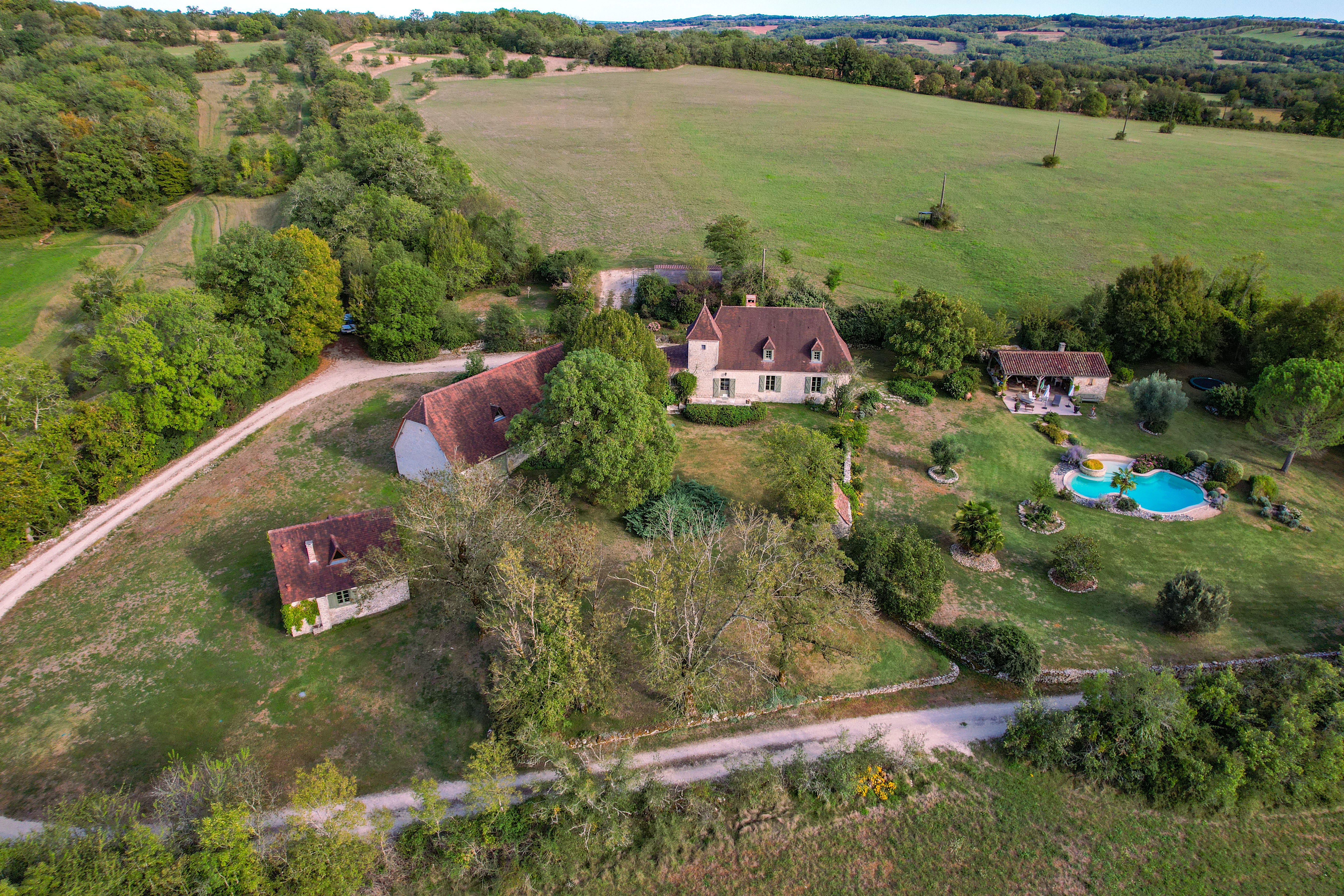 French property for sale in Séniergues, Lot - €1,038,000 - photo 
