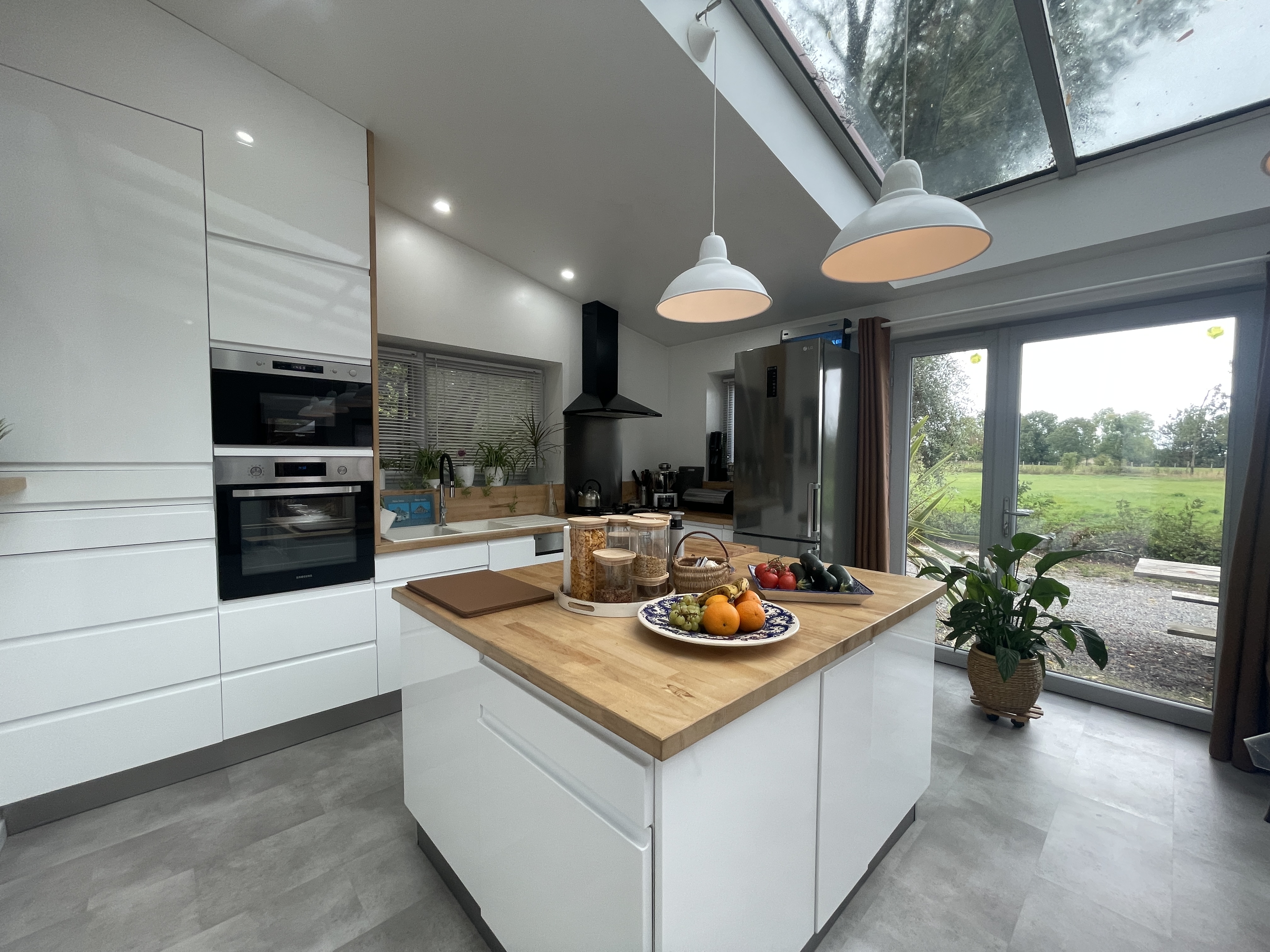 French property for sale in Beauvoir, Manche - €2,862,000 - photo 