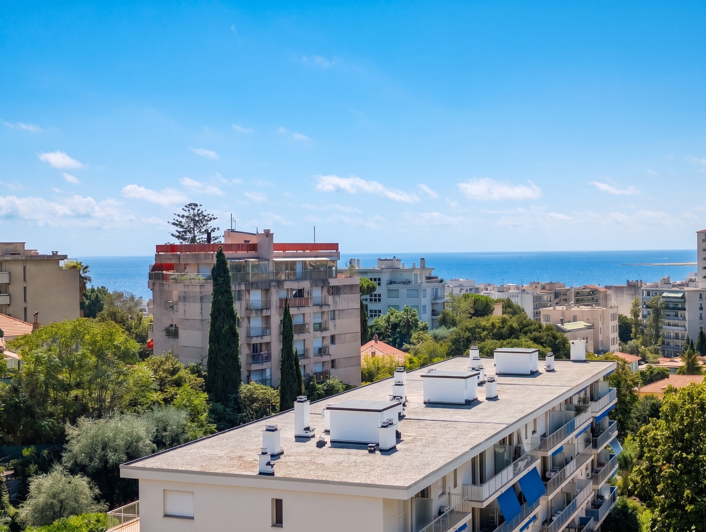 French property for sale in Nice, Alpes-Maritimes - €790,000 - photo 