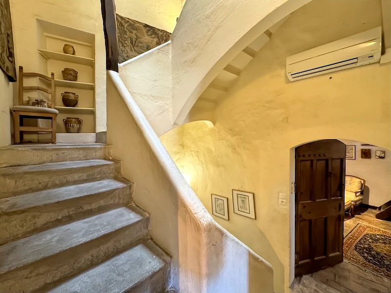 Propriété en France à vendre à Saint-Rémy-de-Provence, Bouches-du-Rhône - €1 550 000 - photo 