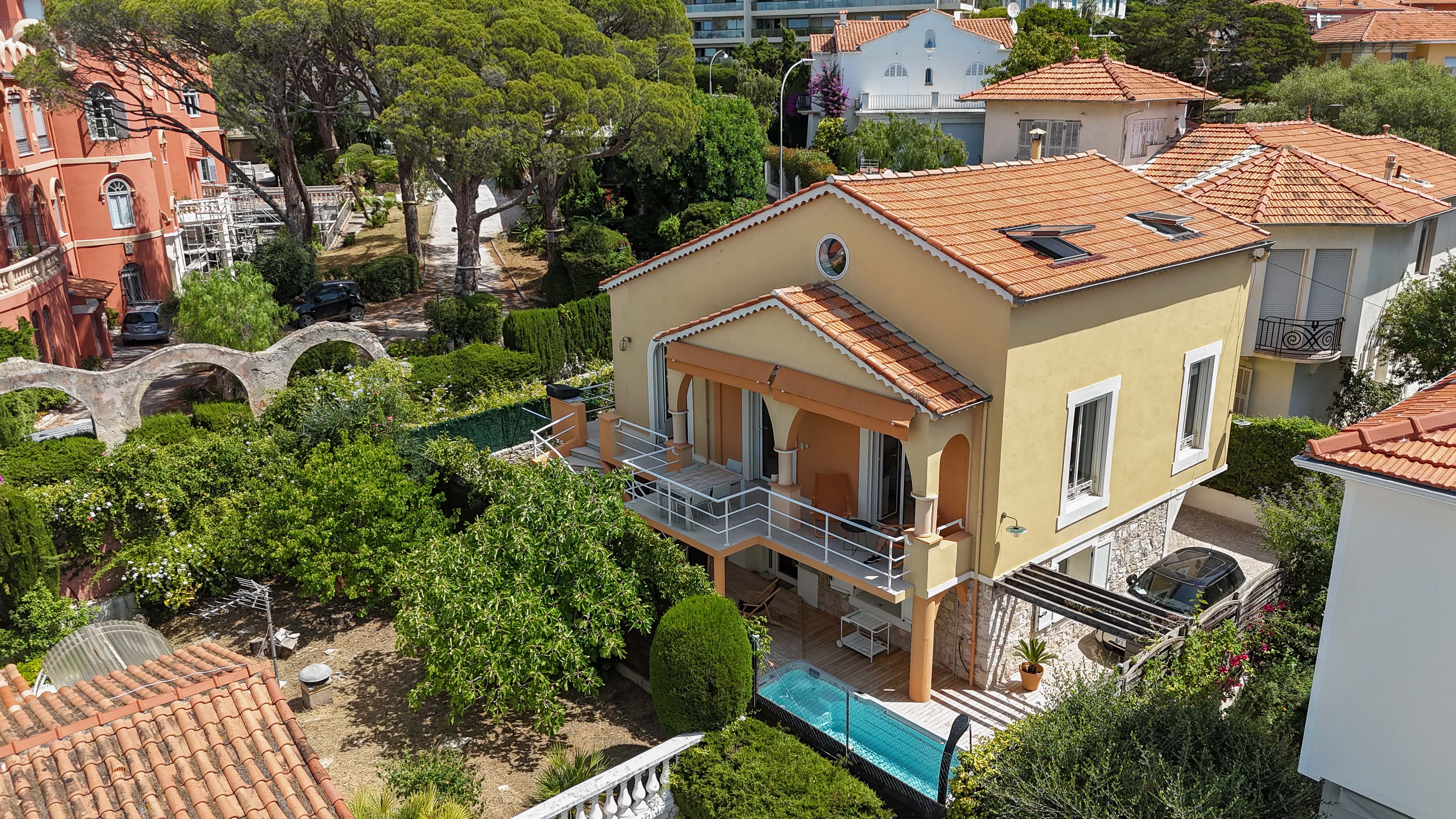 Propriété en France à vendre à Nice, Alpes-Maritimes - €2 200 000 - photo 