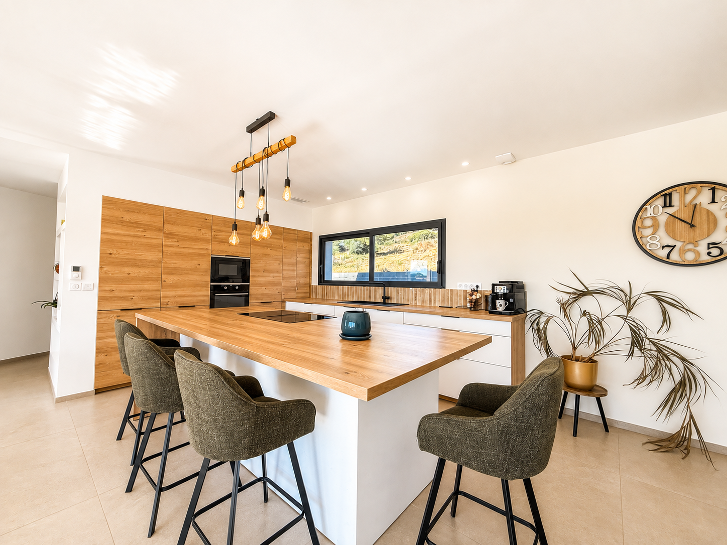 French property for sale in Neffiès, Hérault - €619,500 - photo 